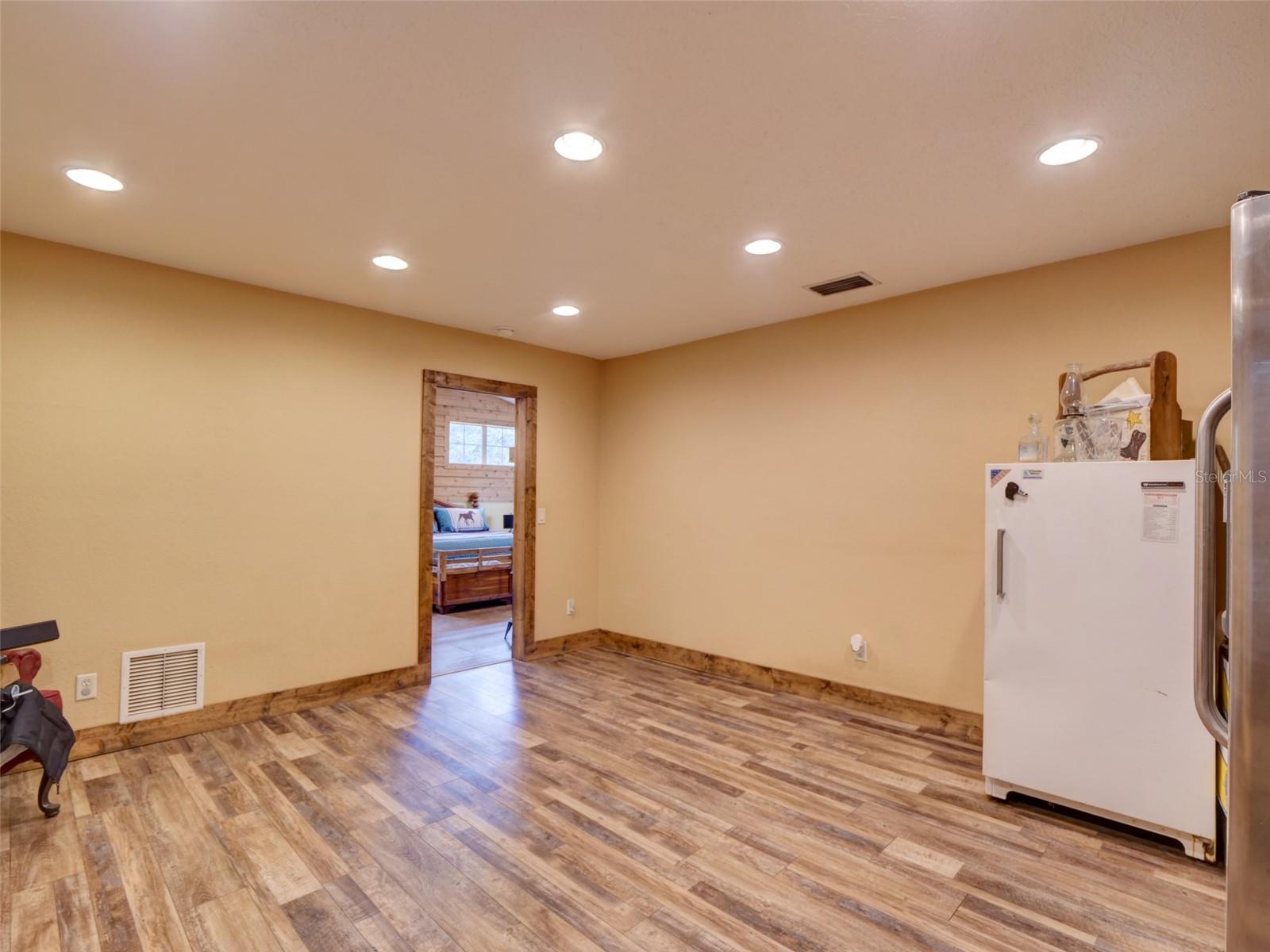 Wildwood, Florida, 34785, United States, 3 Bedrooms Bedrooms, ,2 BathroomsBathrooms,Residential,For Sale,2002543