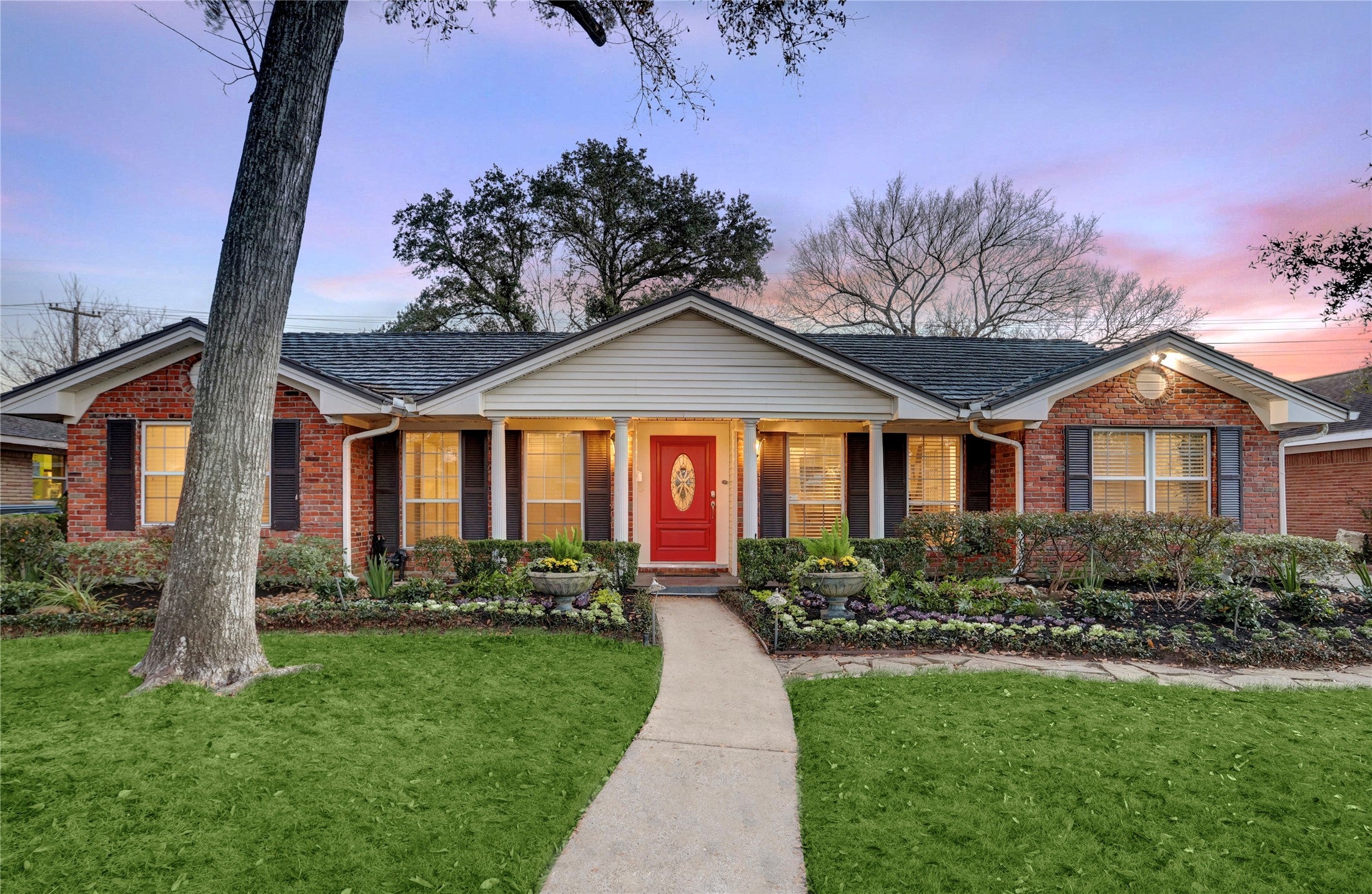 Mcdermed Dr, Houston, TX 77035 #1