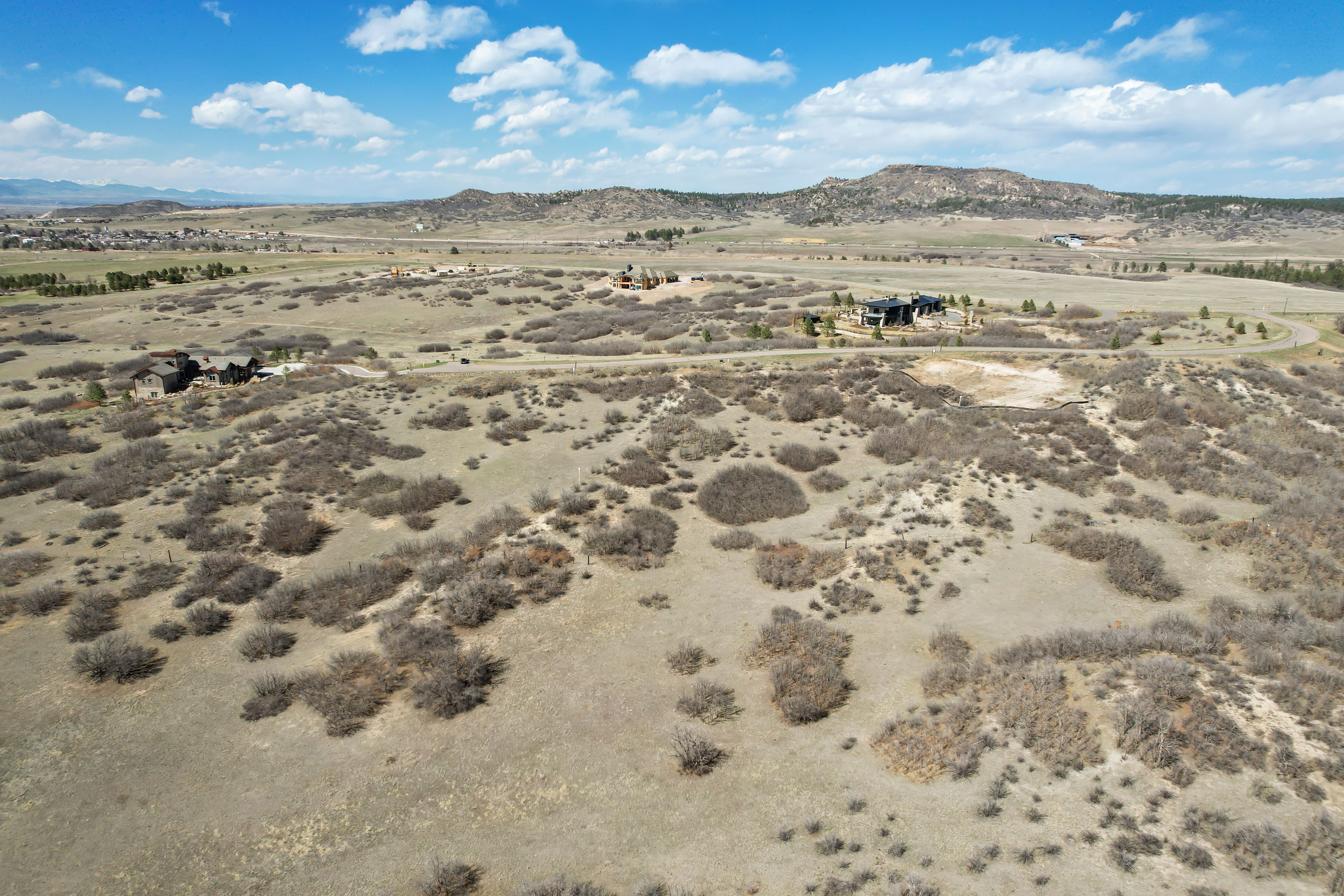  Gorgeous 4-acre lot - 物件實景