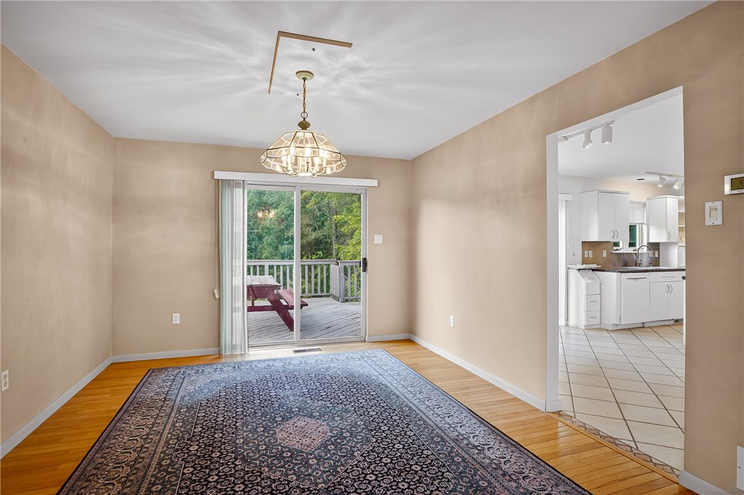 Cranberry Twp, Pennsylvania, 16066, United States, 3 Bedrooms Bedrooms, ,3 BathroomsBathrooms,Residential,For Sale,1932228