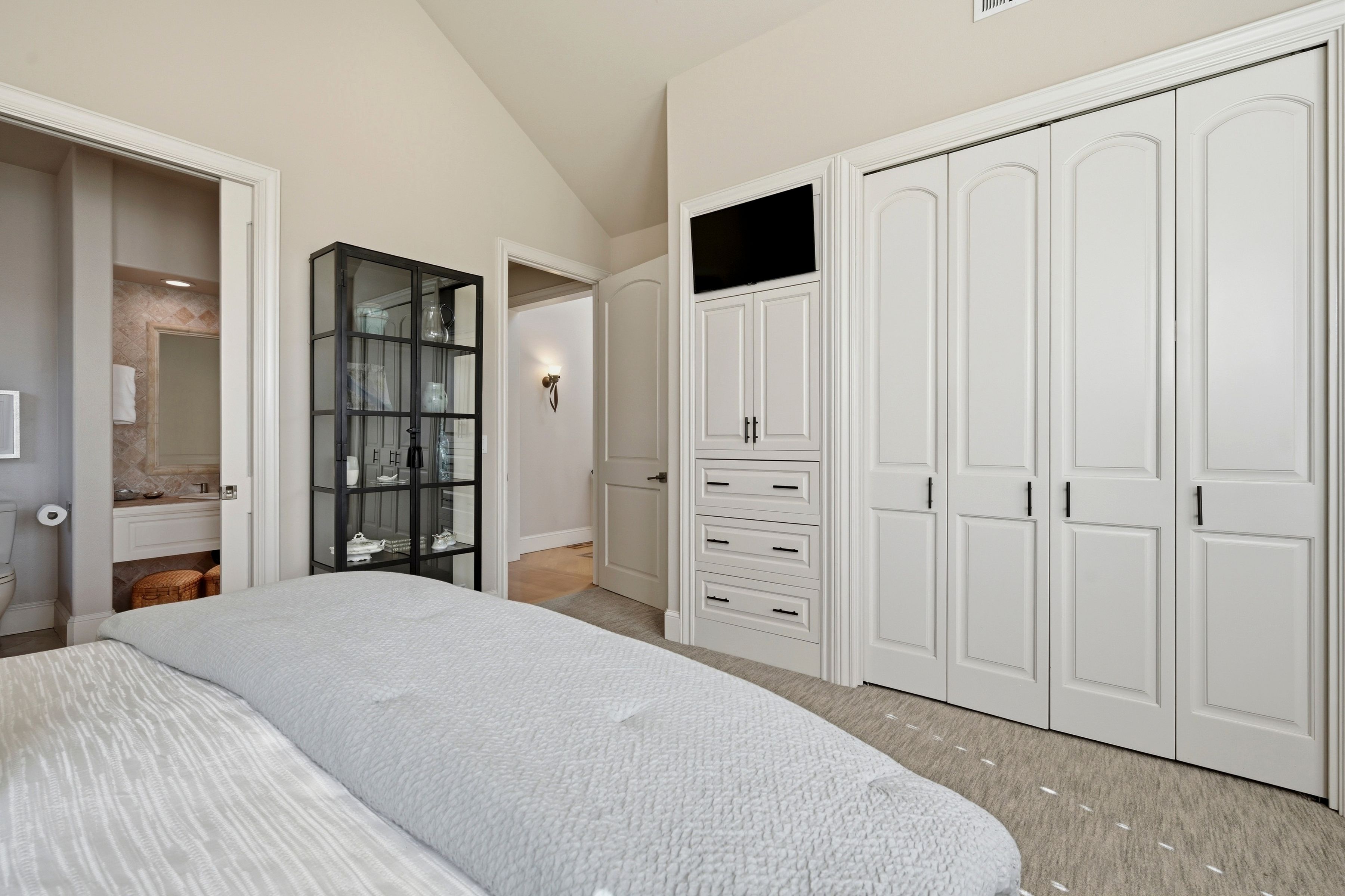  1418 Rosewood Avenue - 物件實景