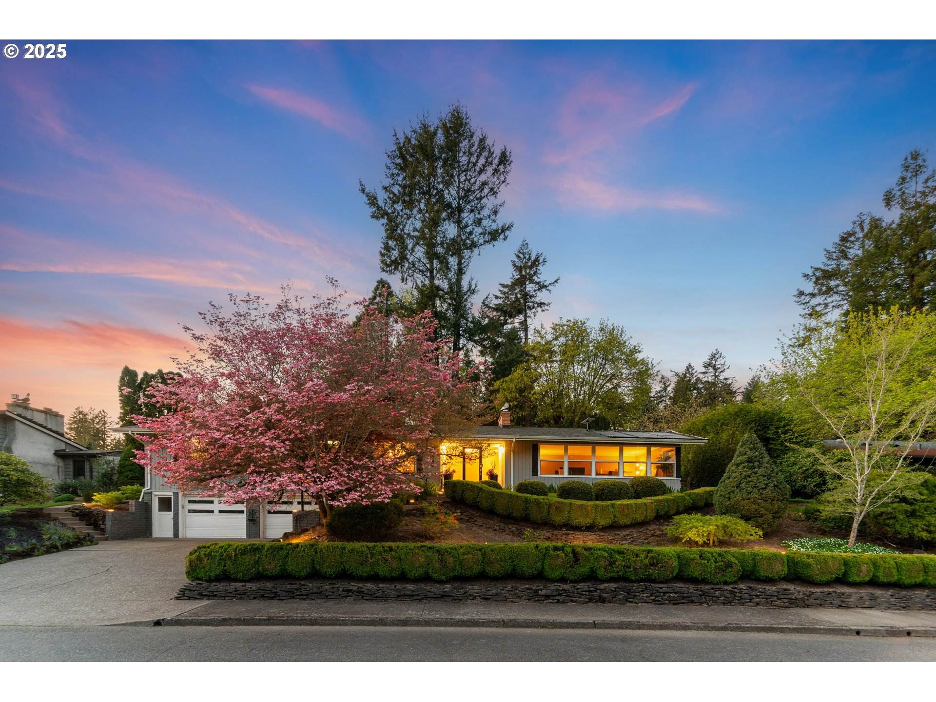 Portland, Oregon, 97225, United States, 3 Bedrooms Bedrooms, ,3 BathroomsBathrooms,Residential,For Sale,1787788