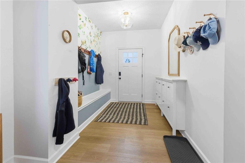 Brainerd, Minnesota, 56401, United States, 4 Bedrooms Bedrooms, ,2 BathroomsBathrooms,Residential,For Sale,1996764