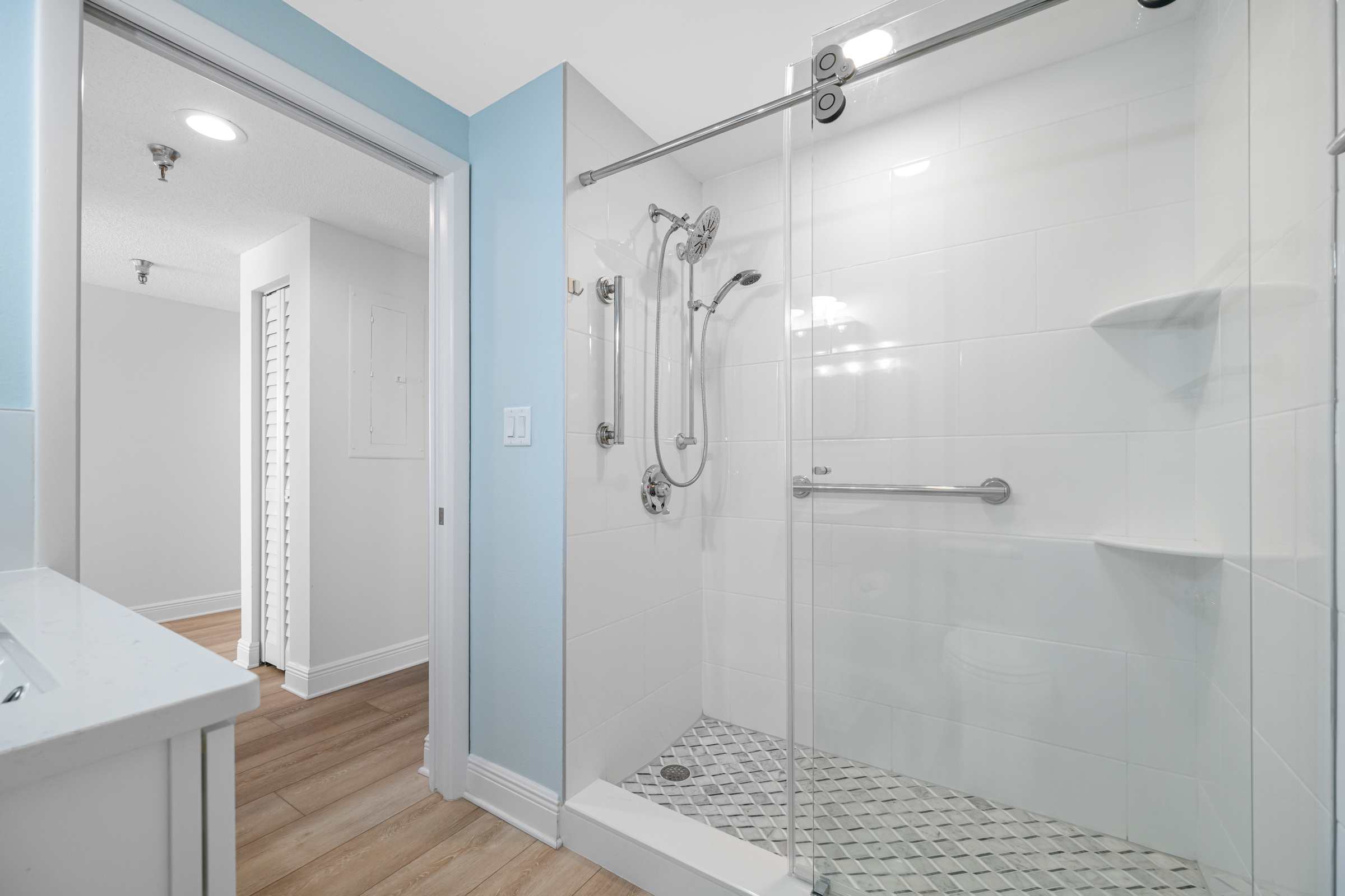 South Pasadena, Florida, 33707, United States, 2 Bedrooms Bedrooms, ,2 BathroomsBathrooms,Residential,For Sale,1987070