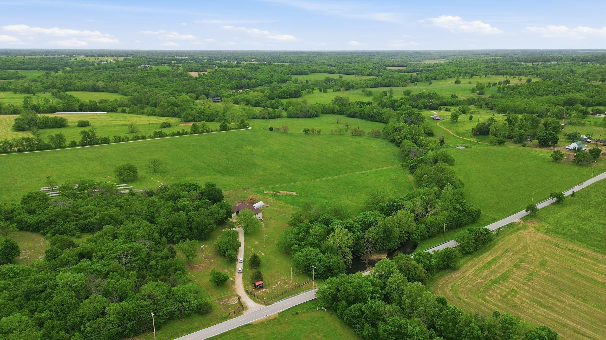 Walnut Grove, Missouri, 65770, United States, 5 Bedrooms Bedrooms, ,3 BathroomsBathrooms,Residential,For Sale,2045196