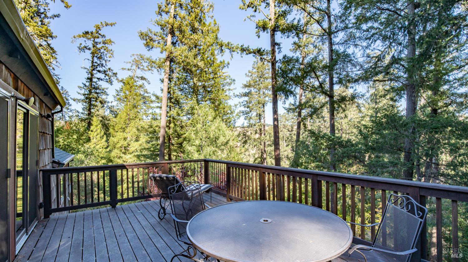 Woodacre, California, 94973, United States, 4 Bedrooms Bedrooms, ,5 BathroomsBathrooms,Residential,For Sale,1847127
