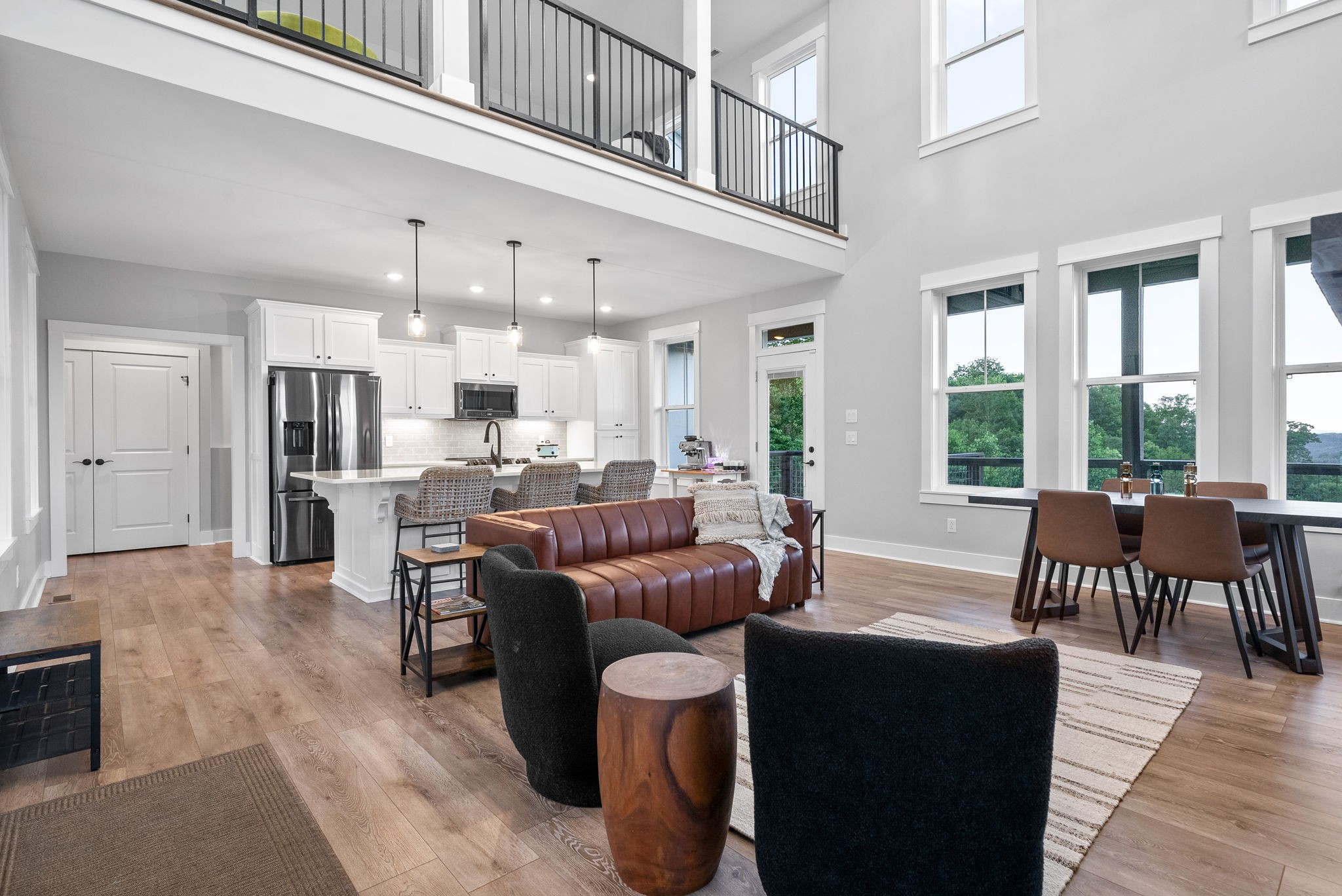 Smithville, Tennessee, 37166, United States, 3 Bedrooms Bedrooms, ,4 BathroomsBathrooms,Residential,For Sale,1935020
