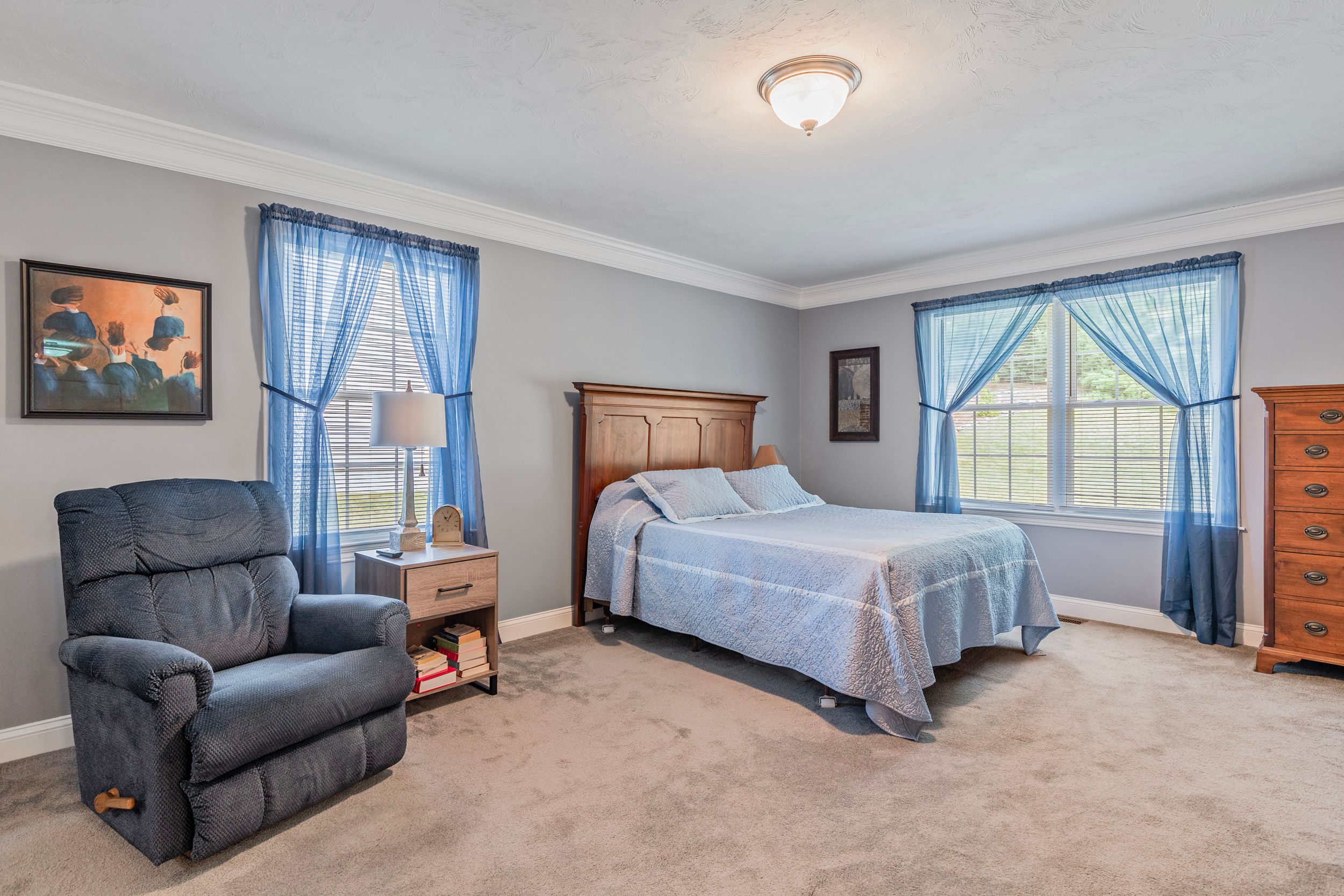  16 Ashton Lane, Millbury, MA 01527 - 物件實景