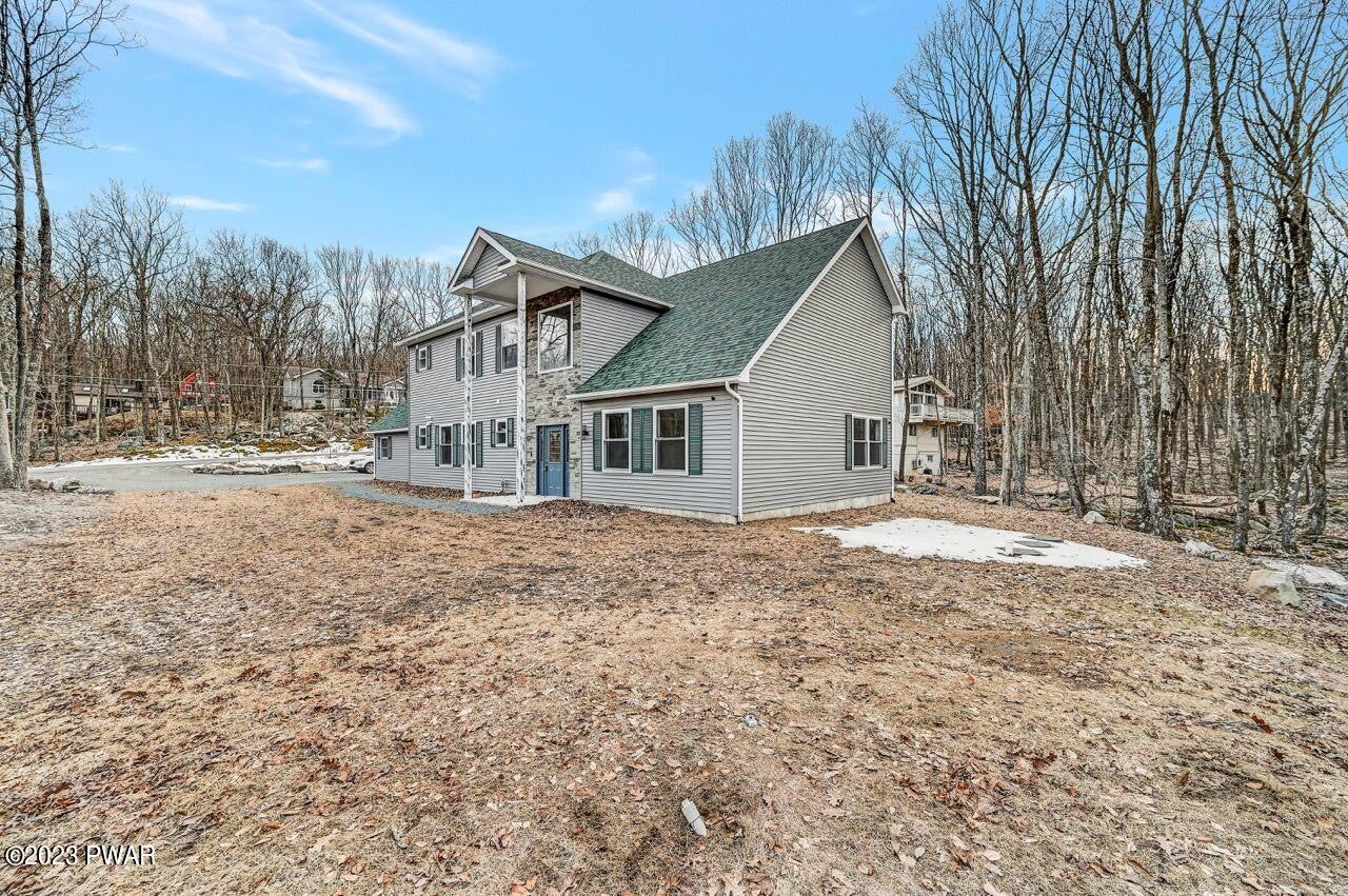 Lords Valley, Pennsylvania, 18428, United States, 4 Bedrooms Bedrooms, ,3 BathroomsBathrooms,Residential,For Sale,1923222