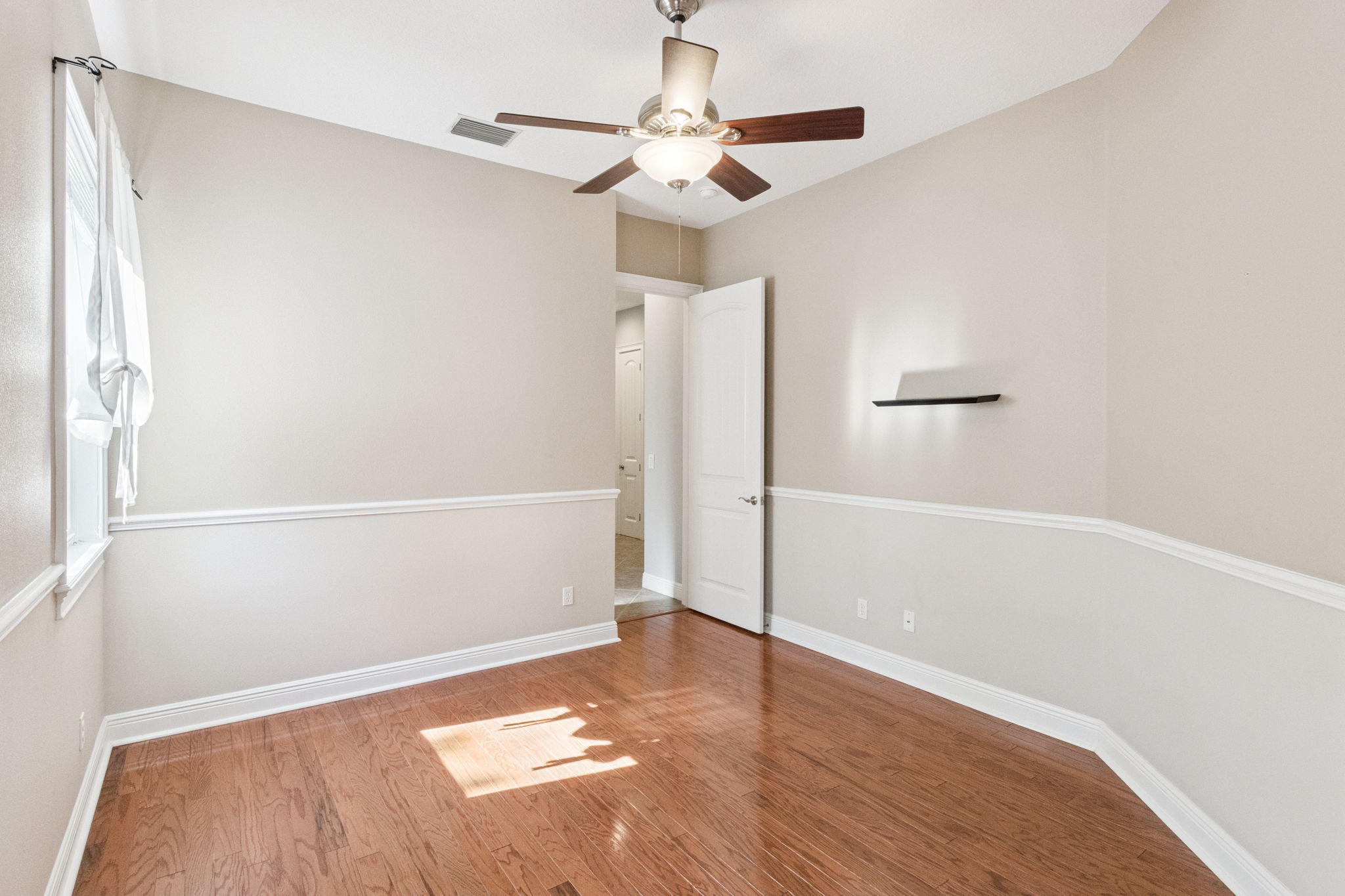 Plant City, Florida, 33565, United States, 4 Bedrooms Bedrooms, ,3 BathroomsBathrooms,Residential,For Sale,2005907