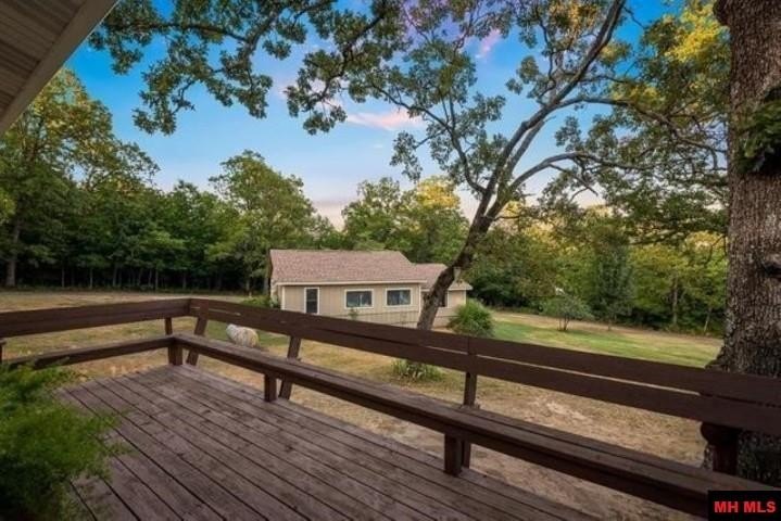 Mountain Home, Arkansas, 72653, United States, 5 Bedrooms Bedrooms, ,4 BathroomsBathrooms,Residential,For Sale,1899496