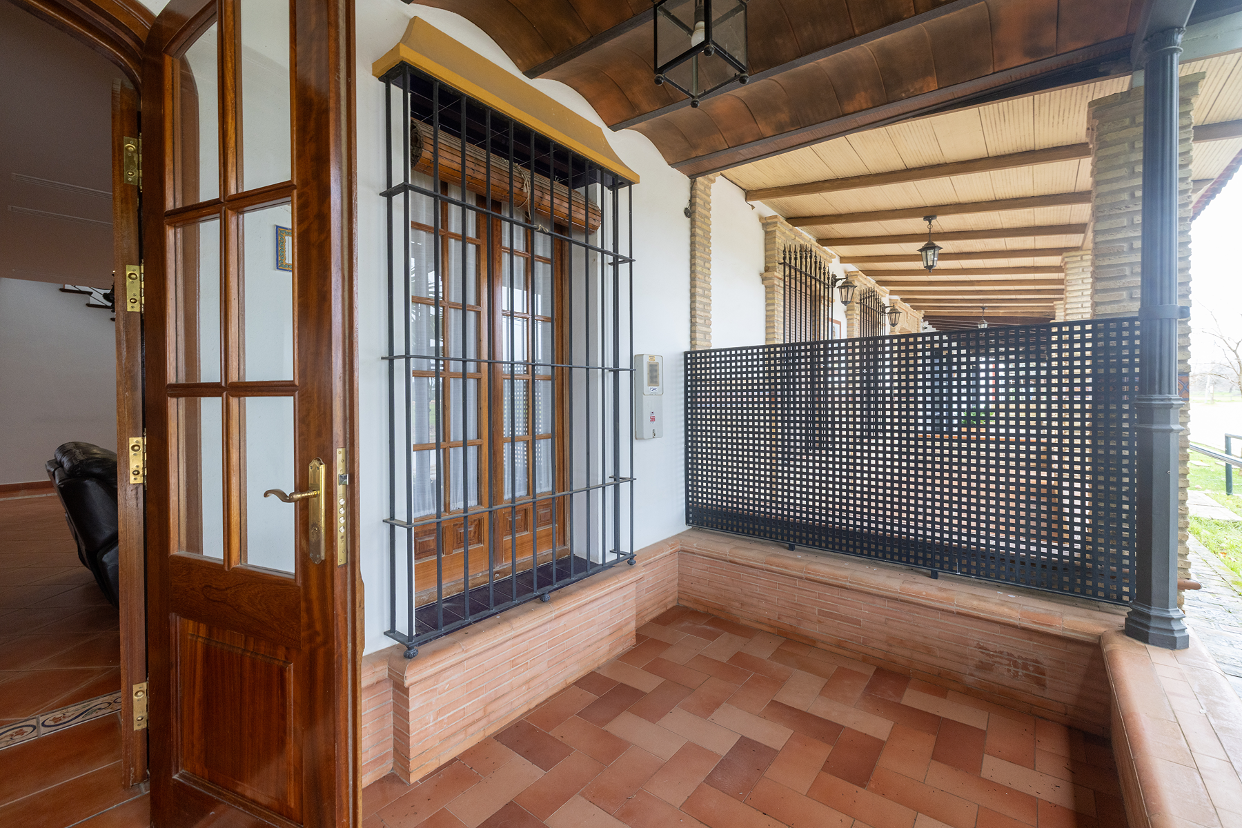  Detached home with character and equestrian area in El Rocío - 物件實景