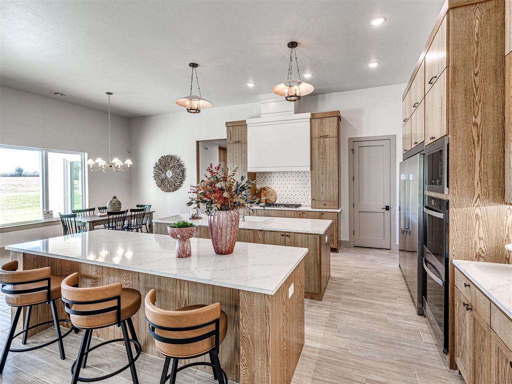 Goldsby, Oklahoma, 73093, United States, 4 Bedrooms Bedrooms, ,5 BathroomsBathrooms,Residential,For Sale,1975675