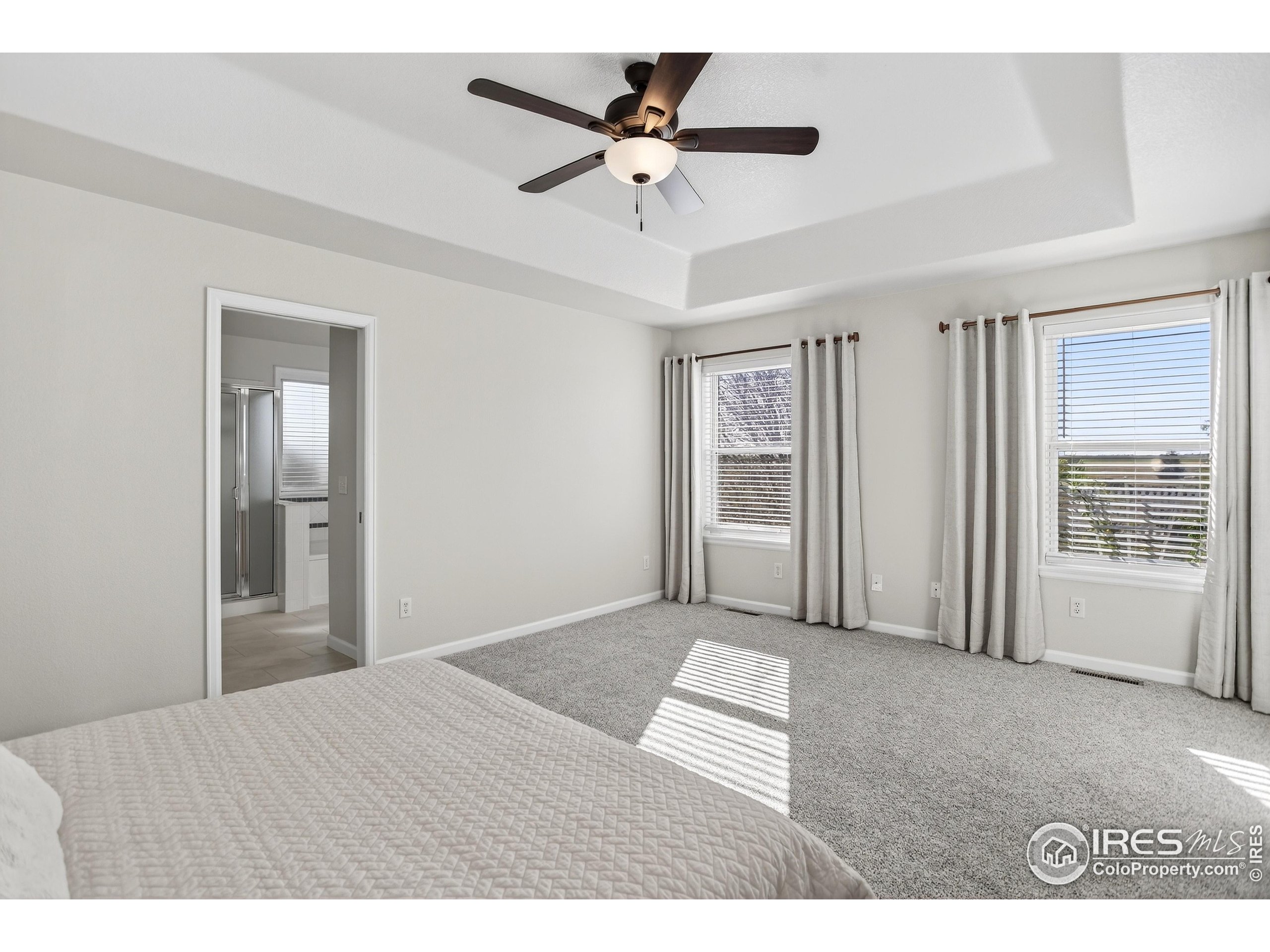 Strasburg, Colorado, 80136, United States, 3 Bedrooms Bedrooms, ,4 BathroomsBathrooms,Residential,For Sale,1991126