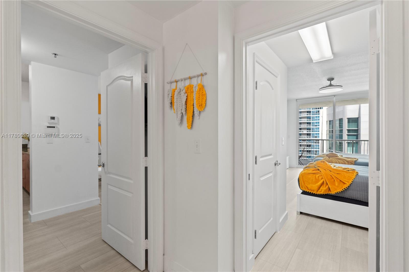 Miami, Florida, 33131, United States, 1 Bedroom Bedrooms, ,1 BathroomBathrooms,Residential,For Sale,1768107