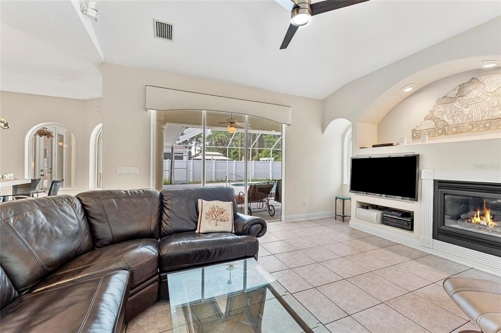 Palm Coast, Florida, 32164, United States, 3 Bedrooms Bedrooms, ,3 BathroomsBathrooms,Residential,For Sale,1891140