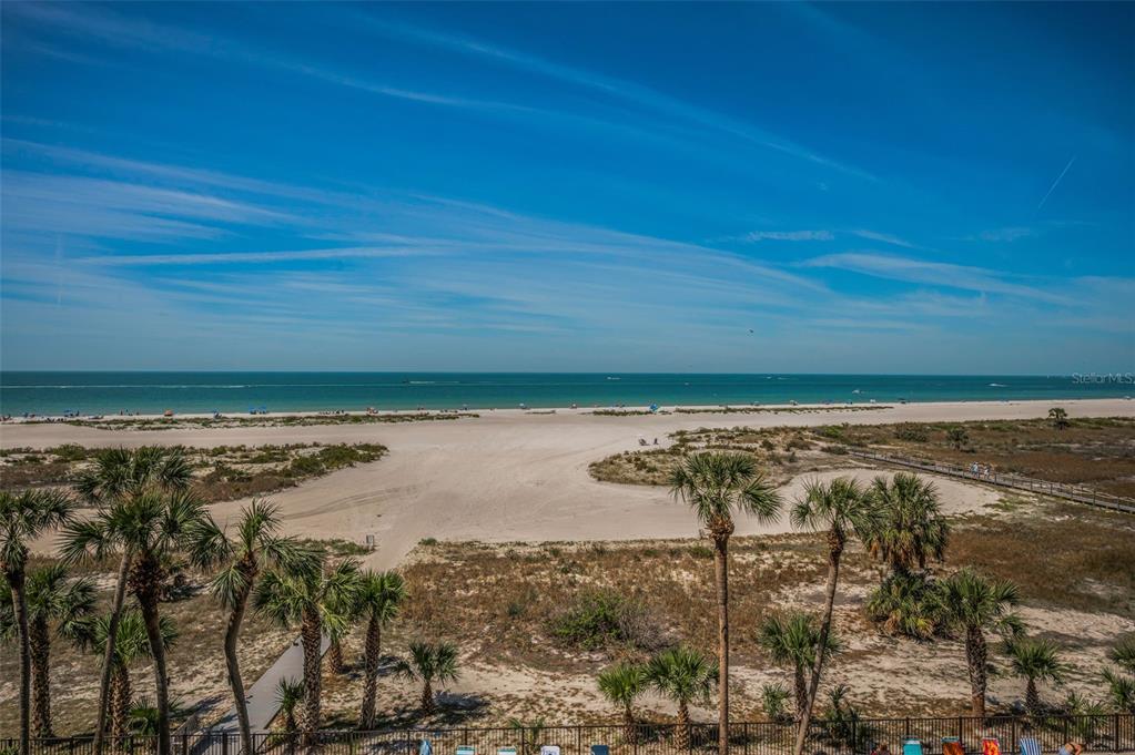 Clearwater Beach, Florida, 33767, United States, 2 Bedrooms Bedrooms, ,2 BathroomsBathrooms,Residential,For Sale,1744502