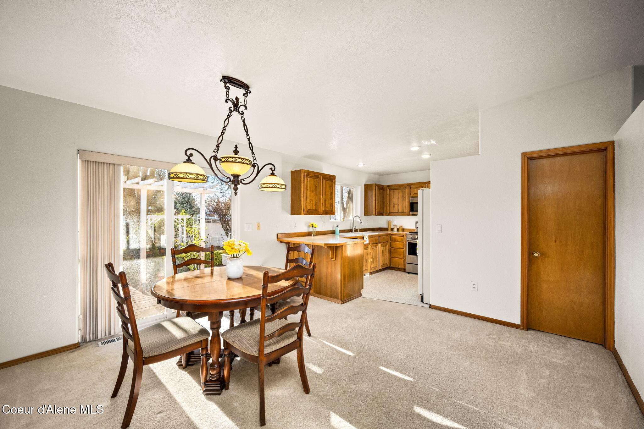 Rathdrum, Idaho, 83858, United States, 4 Bedrooms Bedrooms, ,3 BathroomsBathrooms,Residential,For Sale,2011357