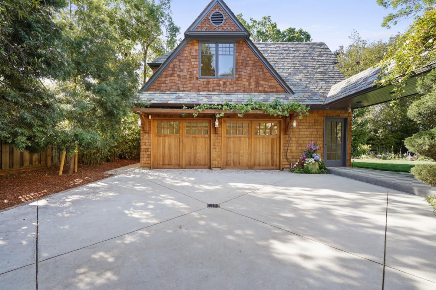535 Kingsley Ave, Palo Alto, California, 94301, United States, 5 Bedrooms Bedrooms, ,4 BathroomsBathrooms,Residential,For Sale,535 Kingsley Ave,1664262