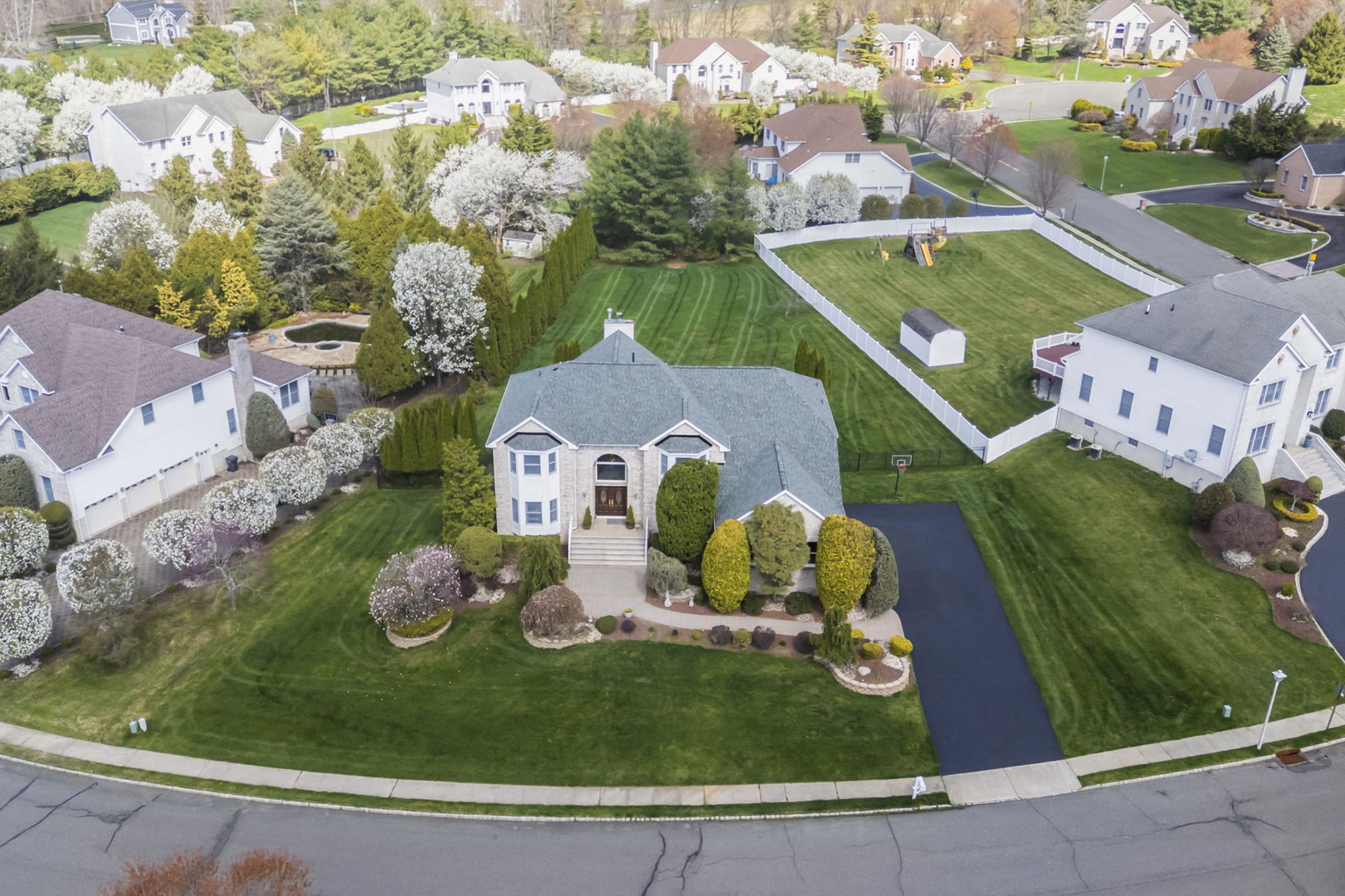  308 Flower Lane - 物件實景