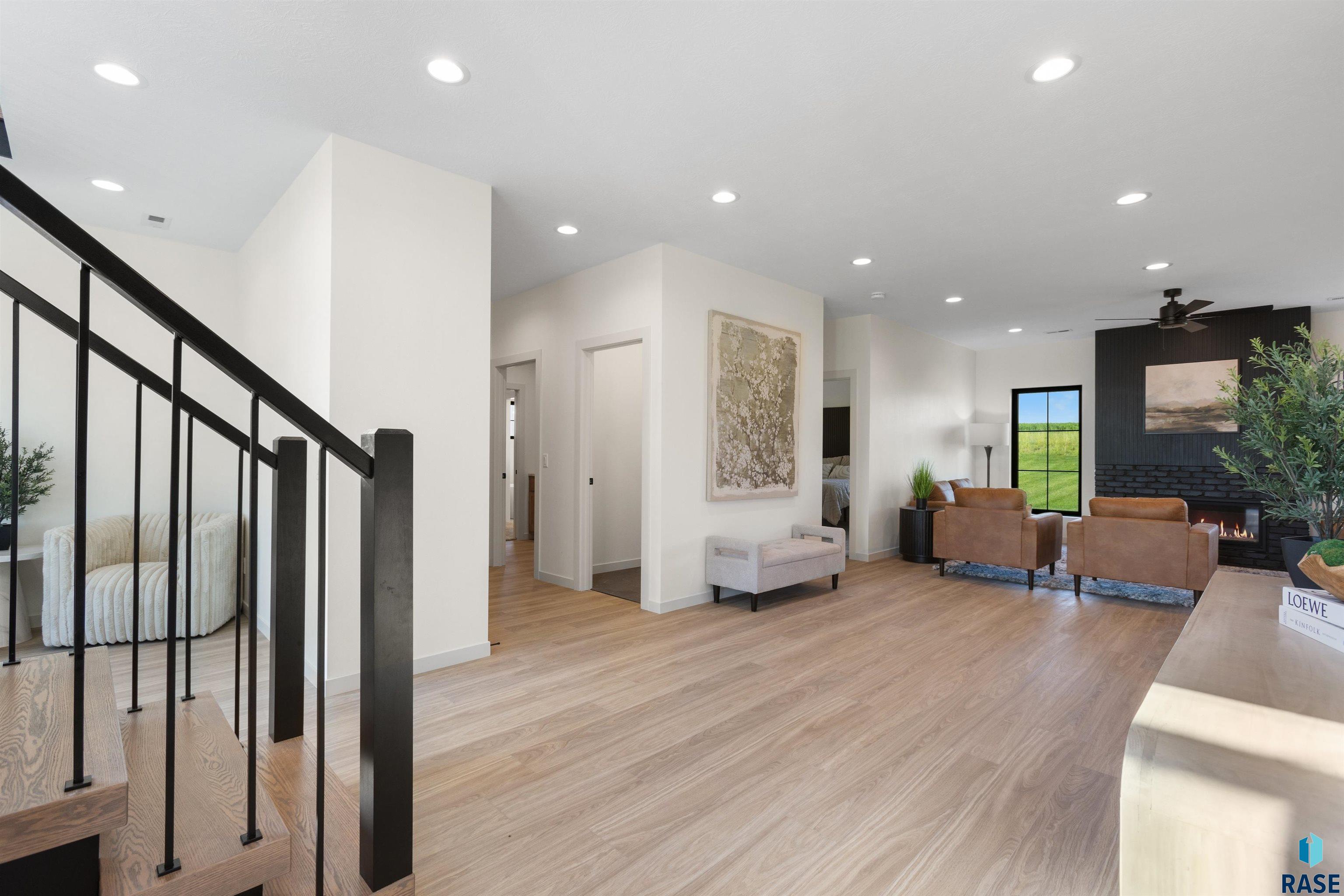 Rock Rapids, Iowa, 51246, United States, 5 Bedrooms Bedrooms, ,3 BathroomsBathrooms,Residential,For Sale,1957836