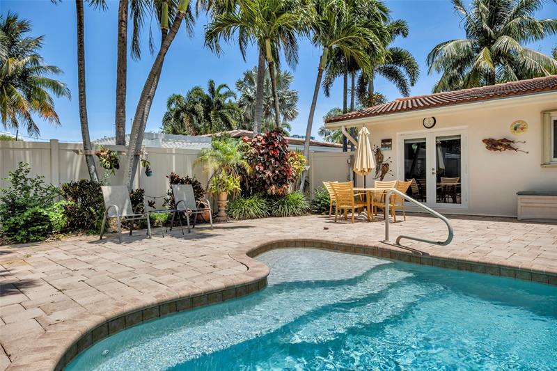 Fort Lauderdale, Florida, 33308, United States, 2 Bedrooms Bedrooms, ,2 BathroomsBathrooms,Residential,For Sale,1890163