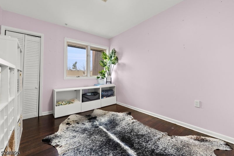 West Orange Twp., New Jersey, 07052, United States, 3 Bedrooms Bedrooms, ,3 BathroomsBathrooms,Residential,For Sale,2002469