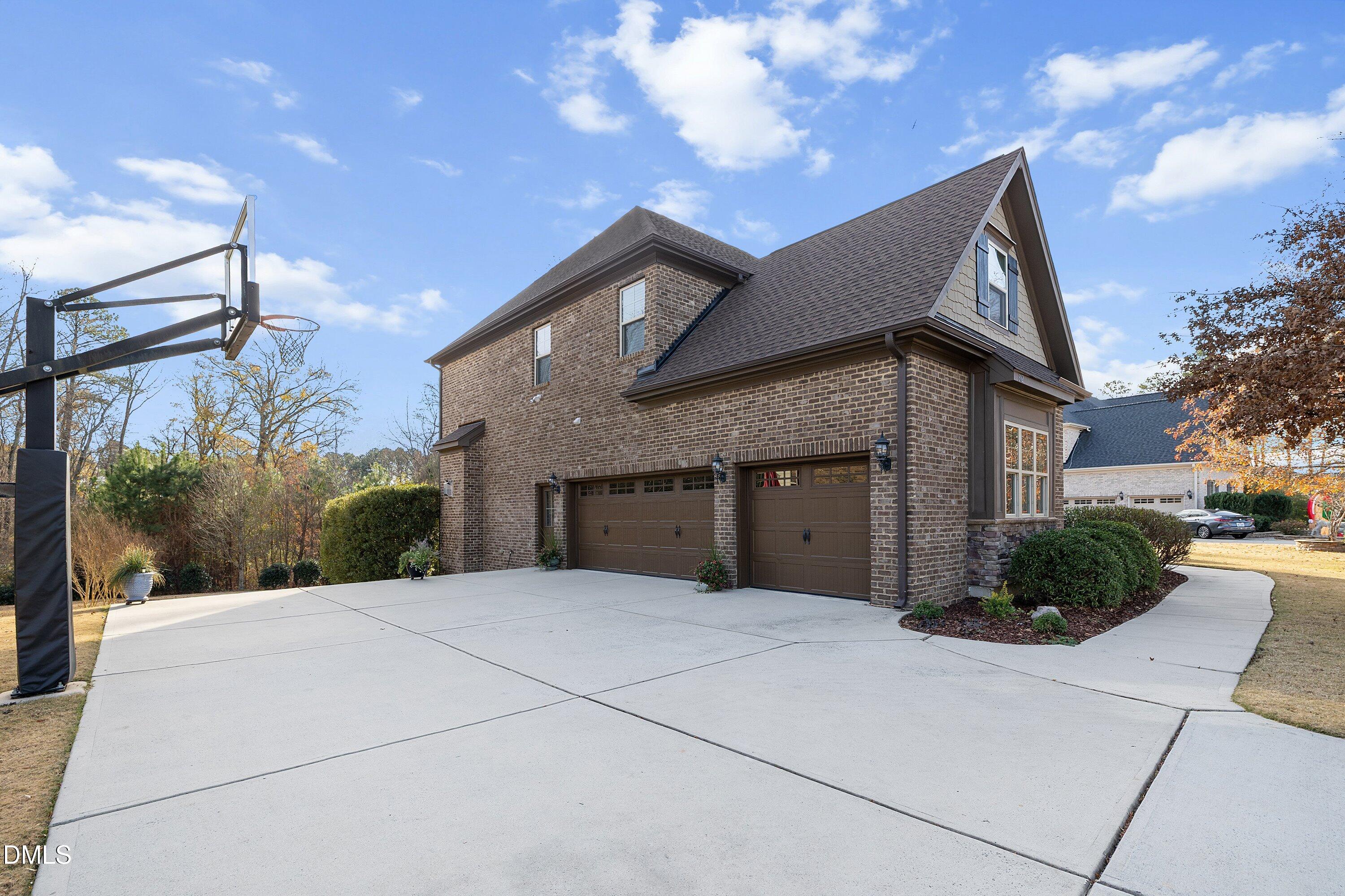 Cary, North Carolina, 27519, United States, 5 Bedrooms Bedrooms, ,5 BathroomsBathrooms,Residential,For Sale,2001789