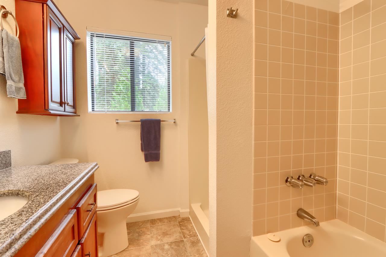 Yosemite, California, 95389, United States, 4 Bedrooms Bedrooms, ,2 BathroomsBathrooms,Residential,For Sale,1980100