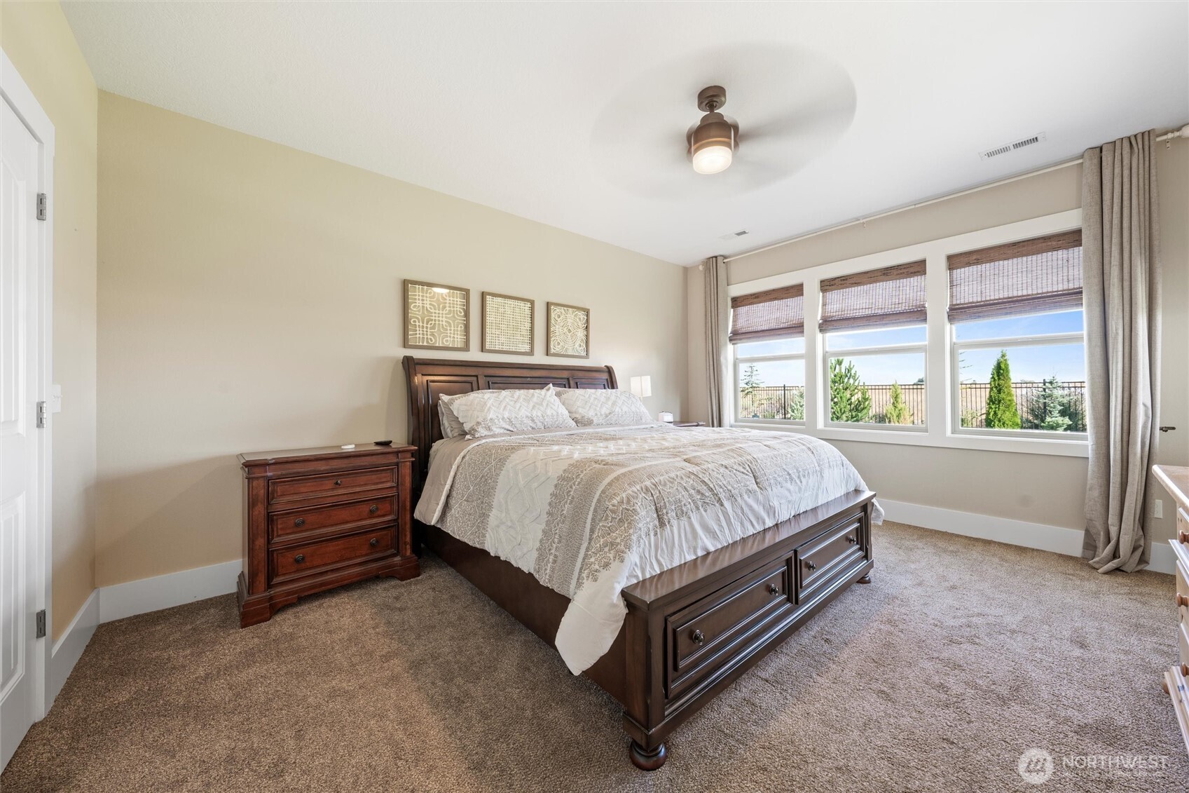 Moses Lake, Washington, 98837, United States, 3 Bedrooms Bedrooms, ,2 BathroomsBathrooms,Residential,For Sale,2002920