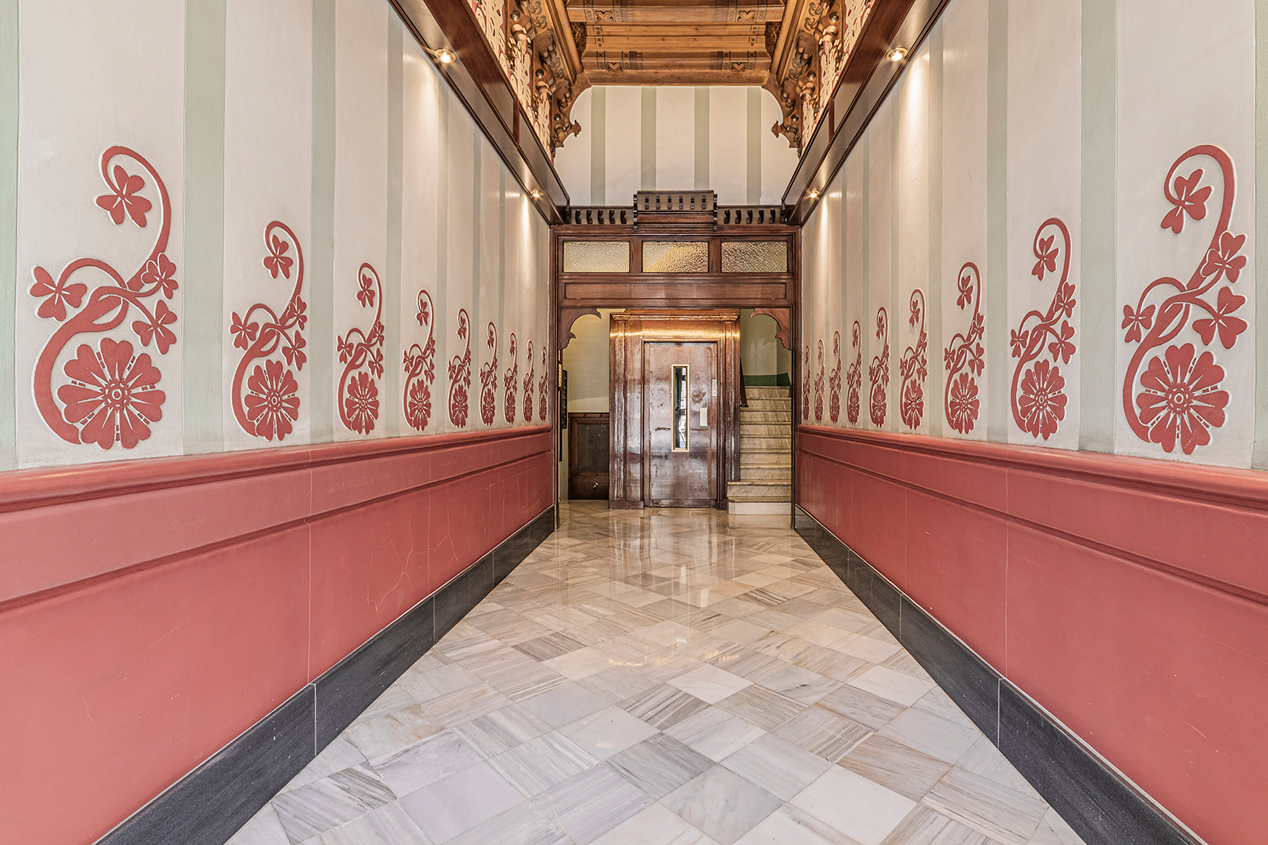  Renovated gem in the Quadrat d
