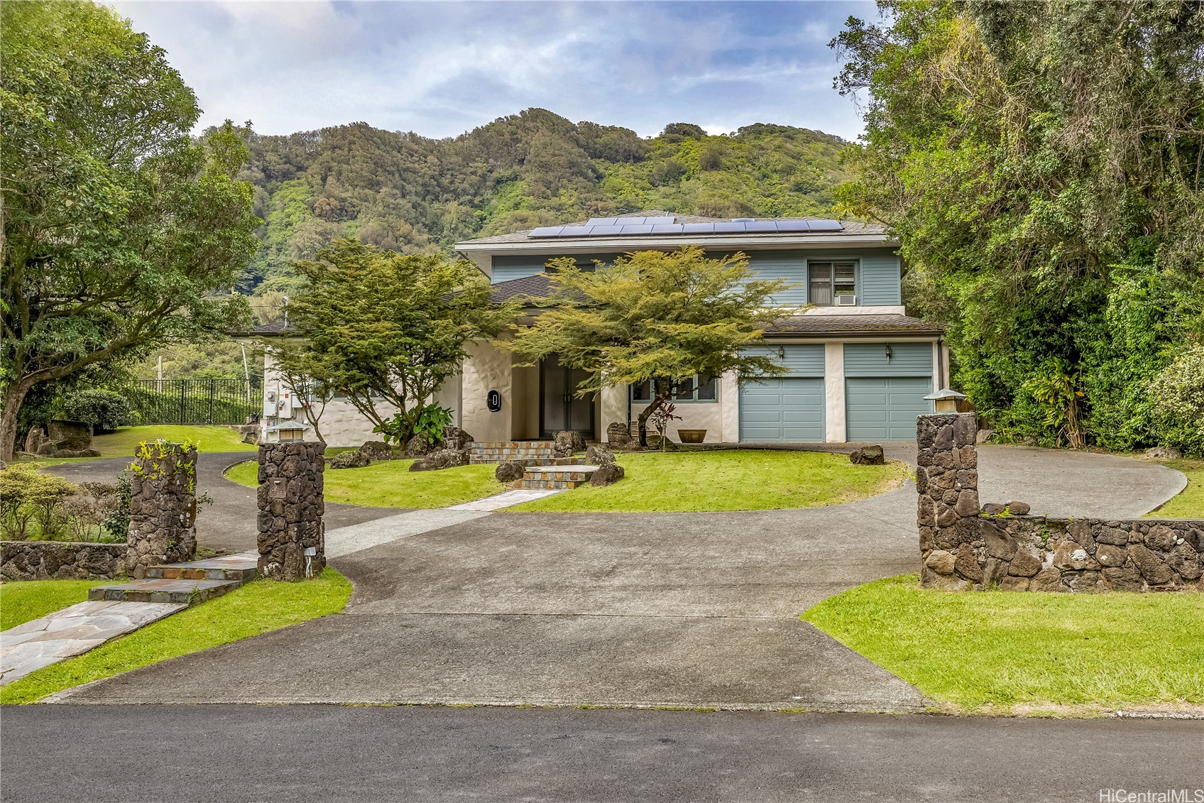 Honolulu, Hawaii, 96817, United States, 5 Bedrooms Bedrooms, ,5 BathroomsBathrooms,Residential,For Sale,1992016