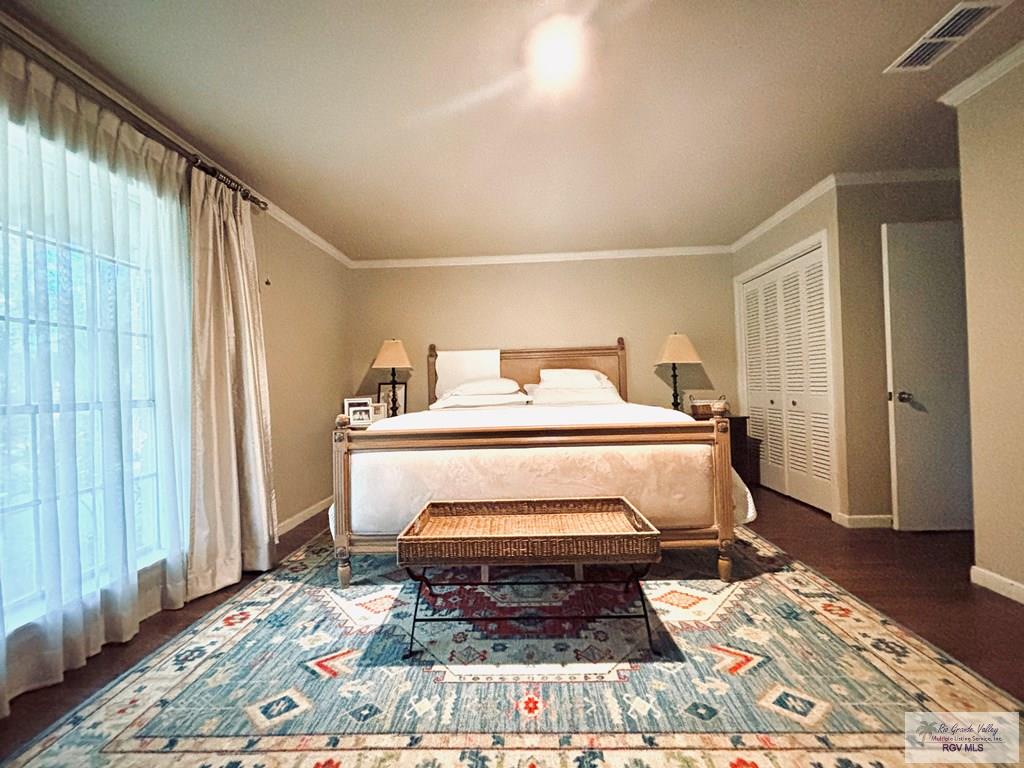 Brownsville, Texas, 78521, United States, 4 Bedrooms Bedrooms, ,4 BathroomsBathrooms,Residential,For Sale,1991275