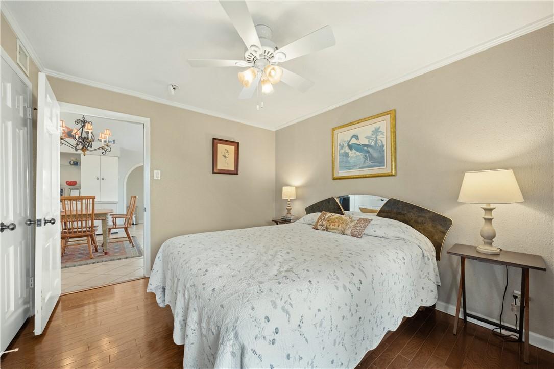 Rockport, Texas, 78382, United States, 4 Bedrooms Bedrooms, ,3 BathroomsBathrooms,Residential,For Sale,1691241