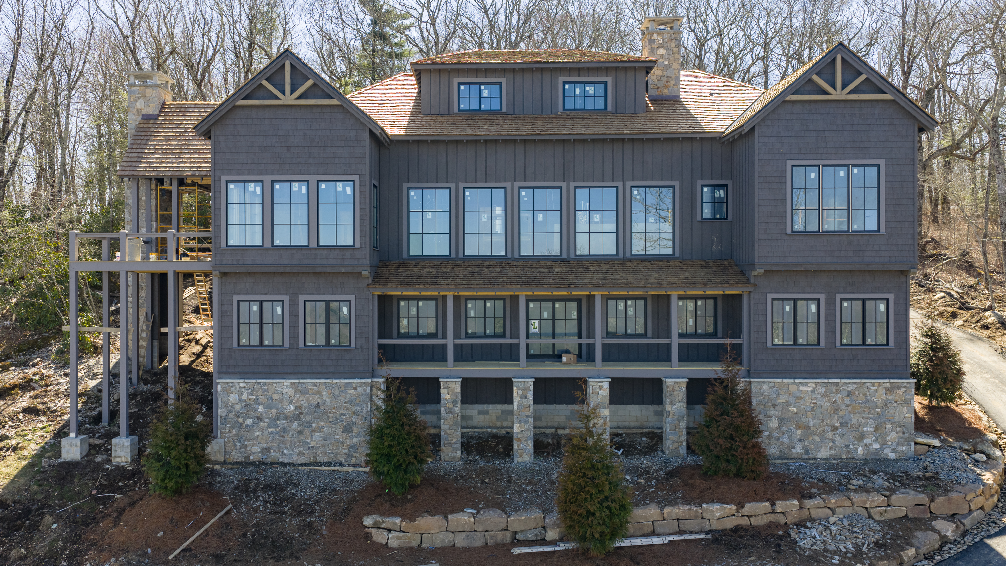  Eagle Crest Estate Home - 物件實景