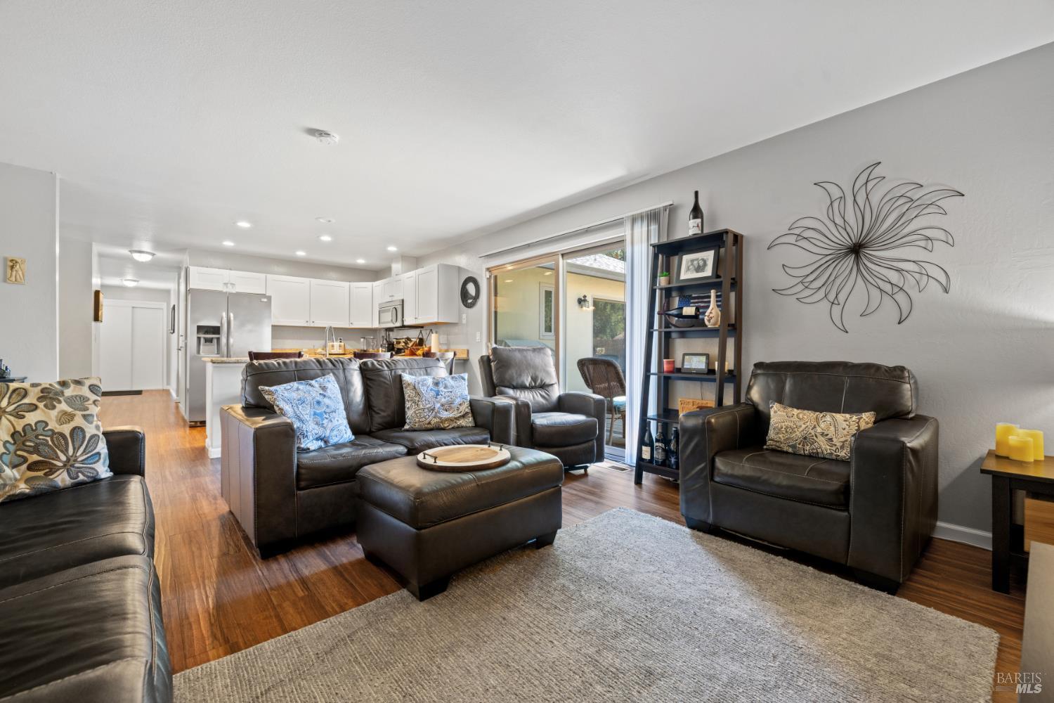 Petaluma, California, 94954, United States, 4 Bedrooms Bedrooms, ,2 BathroomsBathrooms,Residential,For Sale,1921484