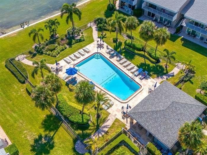 CLEARWATER BEACH, Florida, 33767, United States, 2 Bedrooms Bedrooms, ,2 BathroomsBathrooms,Residential,For Sale,1914241