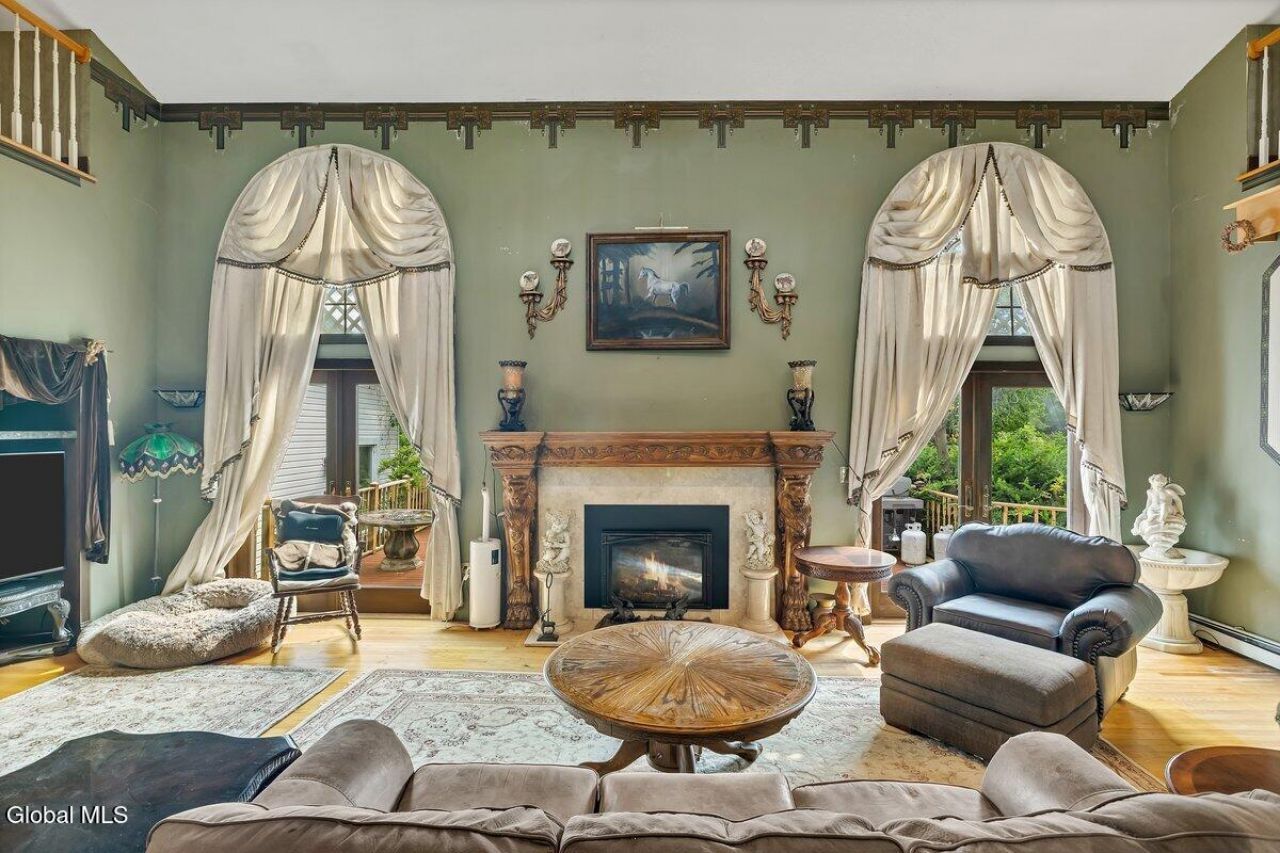 Greenville, New York, 12083, United States, 3 Bedrooms Bedrooms, ,3 BathroomsBathrooms,Residential,For Sale,1908320