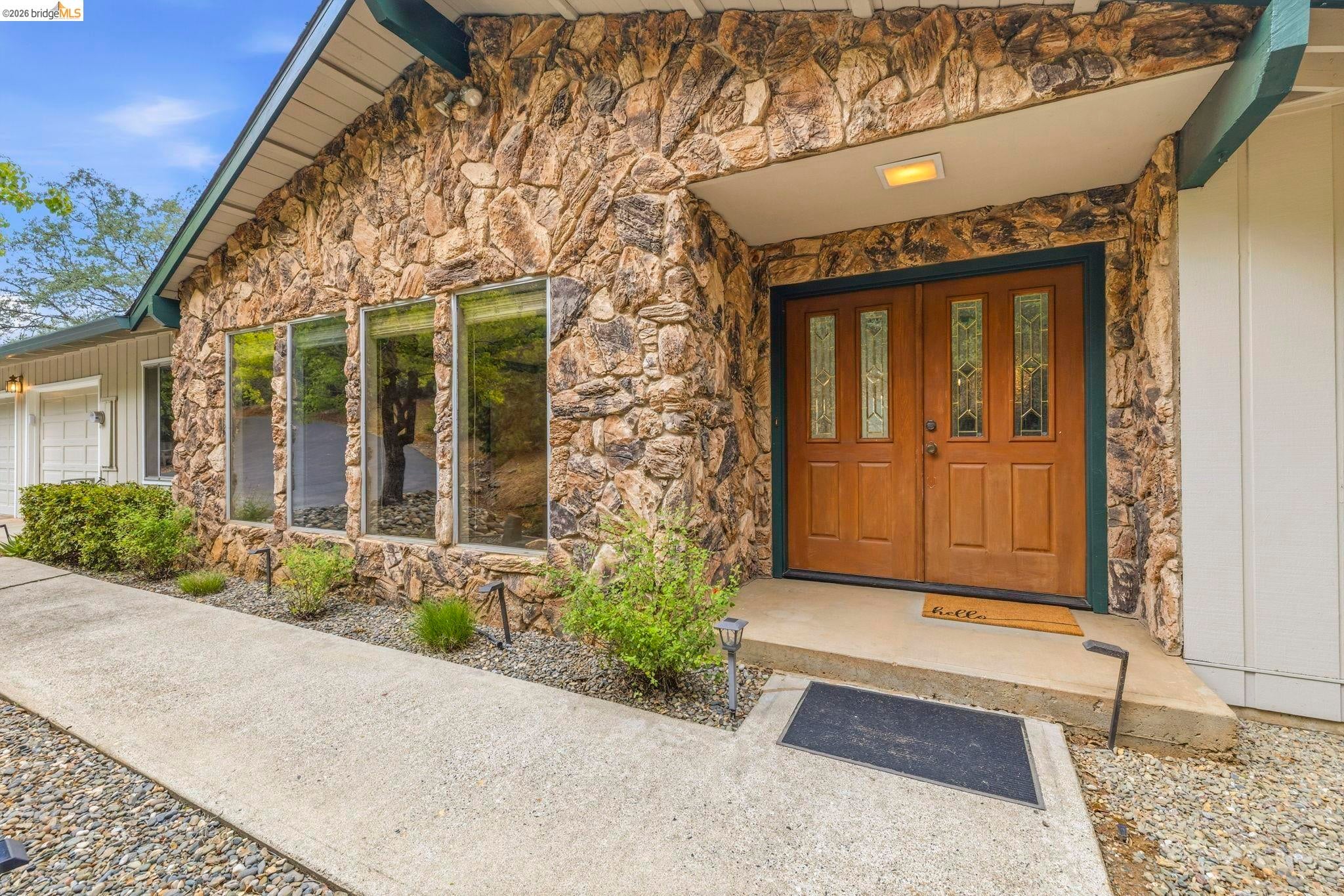 Sonora, California, 95370, United States, 4 Bedrooms Bedrooms, ,2 BathroomsBathrooms,Residential,For Sale,2049184