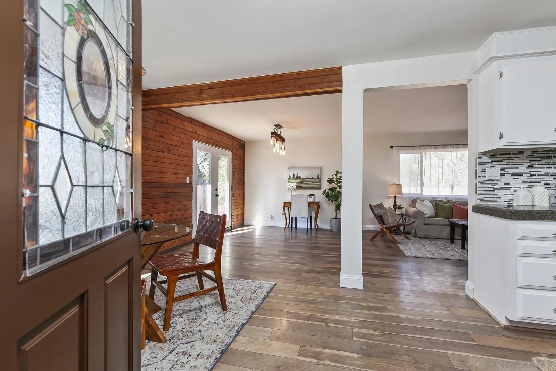 Alpine, California, 91901, United States, 3 Bedrooms Bedrooms, ,2 BathroomsBathrooms,Residential,For Sale,1990972