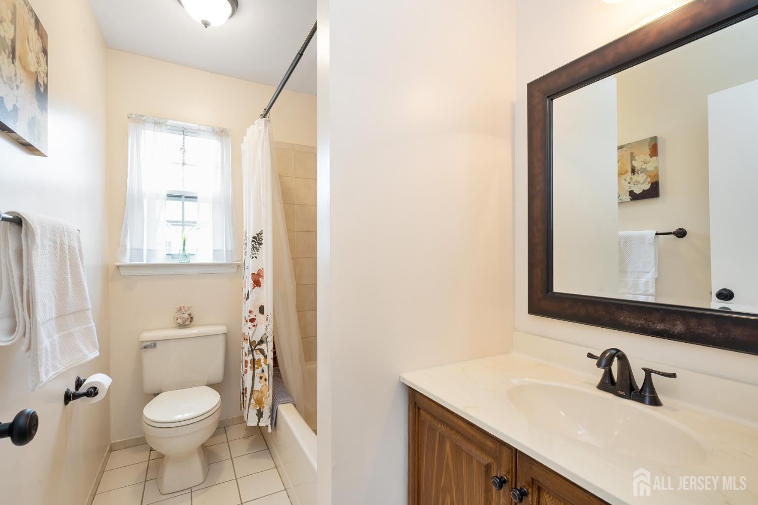 Piscataway, New Jersey, 08854, United States, 4 Bedrooms Bedrooms, ,3 BathroomsBathrooms,Residential,For Sale,1979846