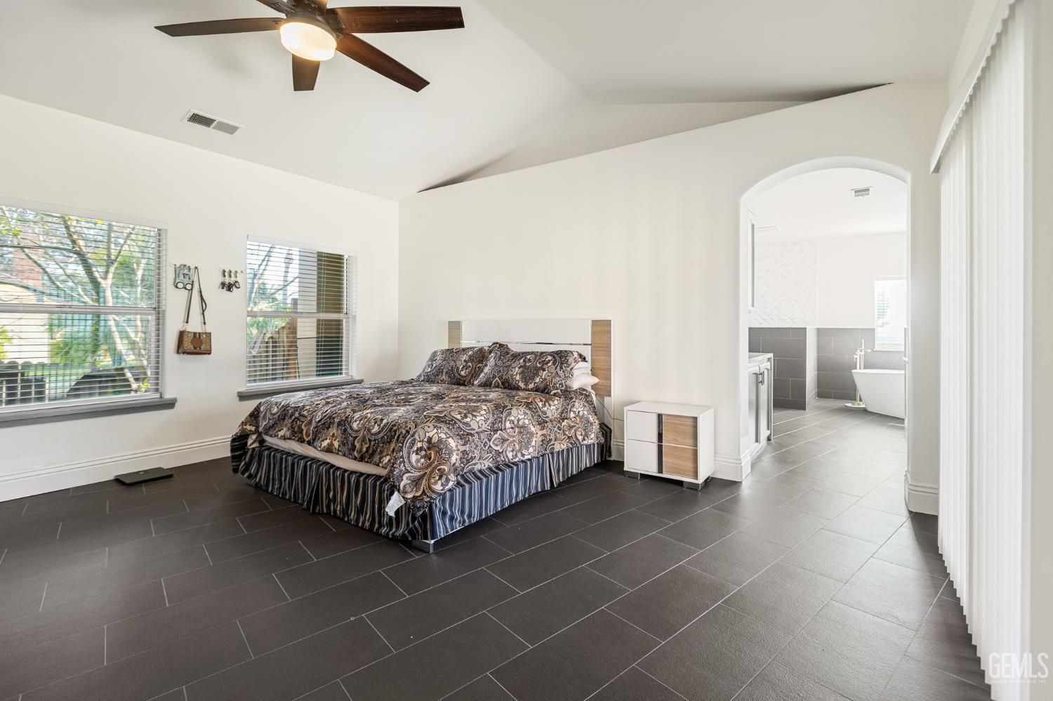 Lindsay, California, 93274, United States, 3 Bedrooms Bedrooms, ,2 BathroomsBathrooms,Residential,For Sale,2013537