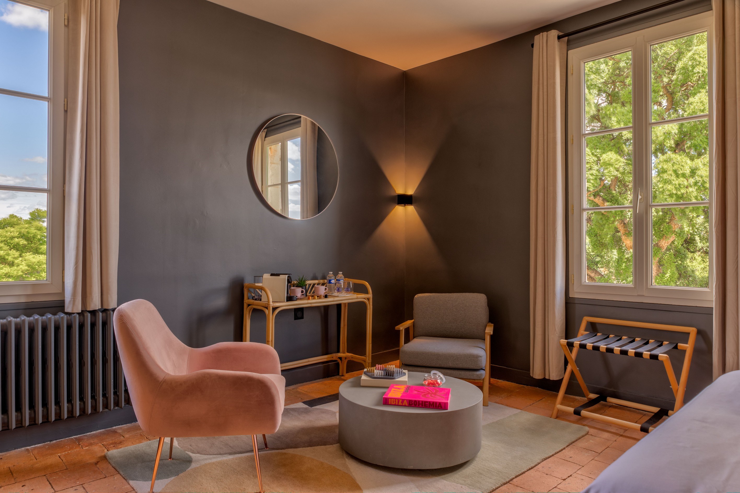  Rare Loire Valley Property Offering Panoramic Riverfront Elegance - 物件實景