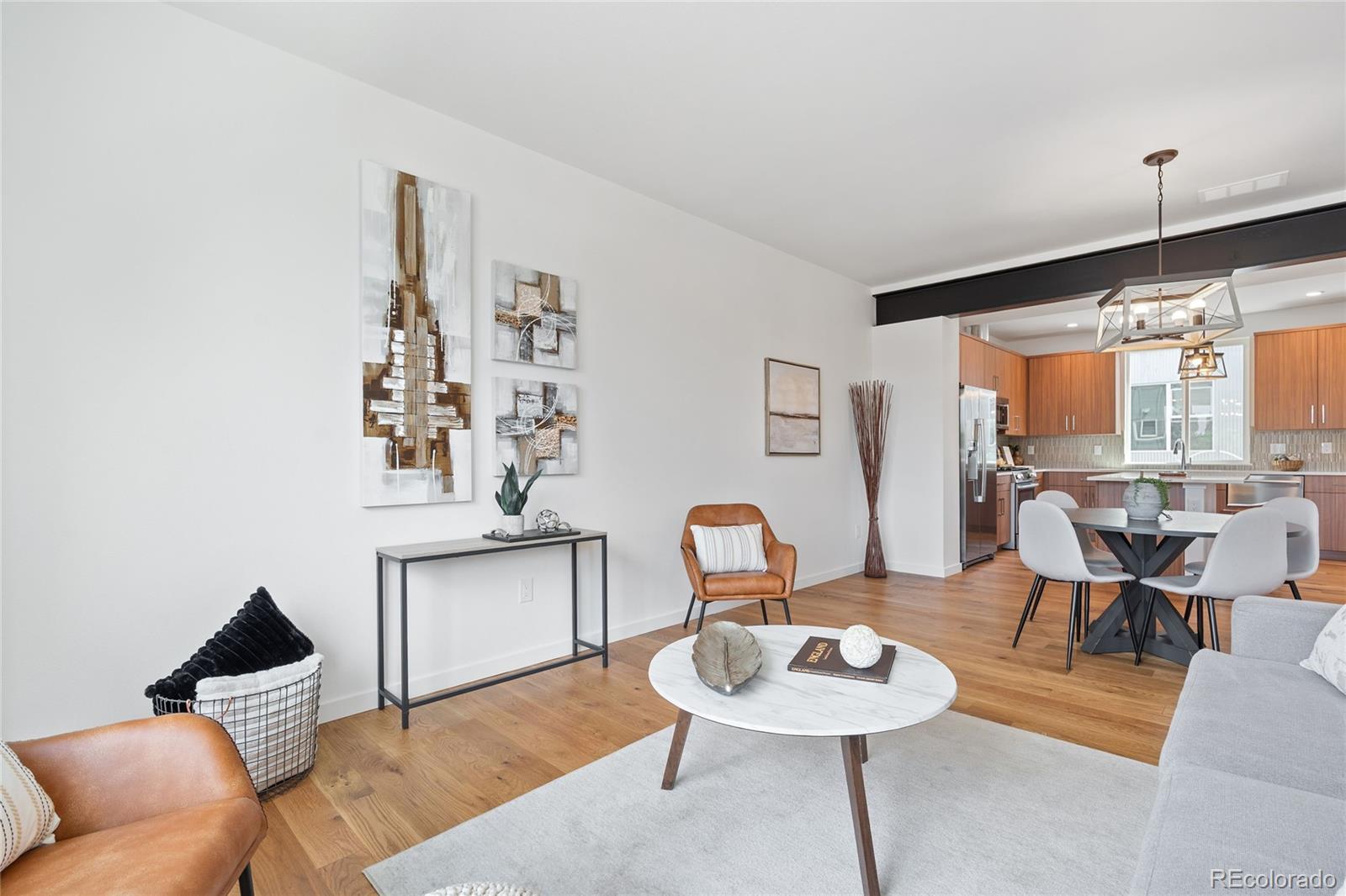 Denver, Colorado, 80231, United States, 3 Bedrooms Bedrooms, ,4 BathroomsBathrooms,Residential,For Sale,1874864