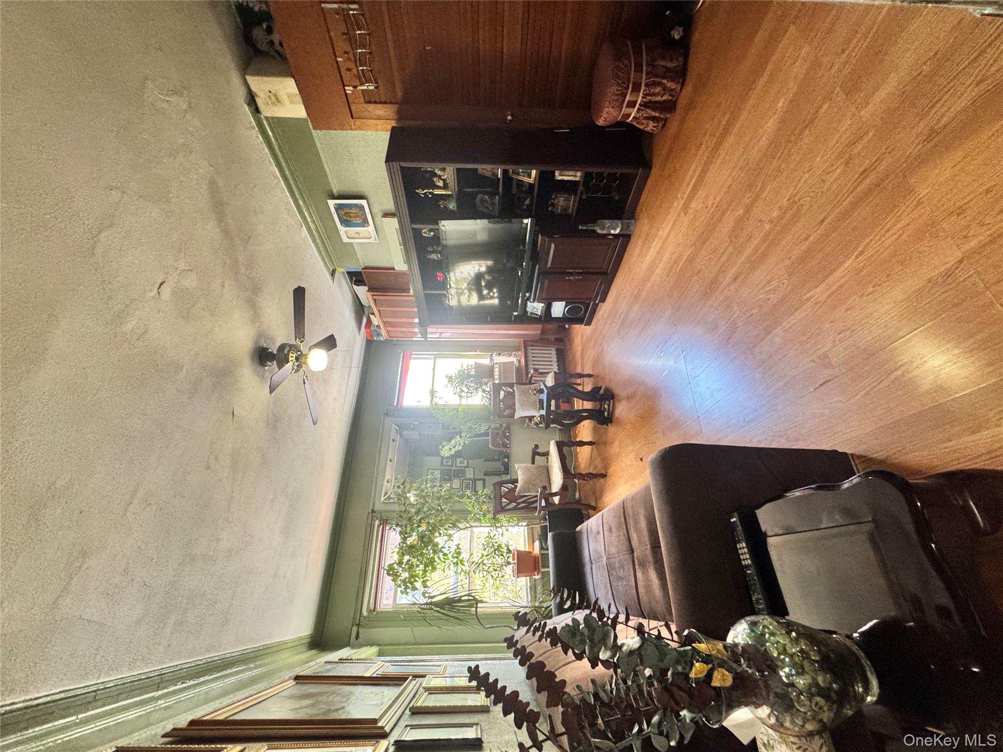 Bronx, New York, 10451, United States, 7 Bedrooms Bedrooms, ,3 BathroomsBathrooms,Residential,For Sale,1942162