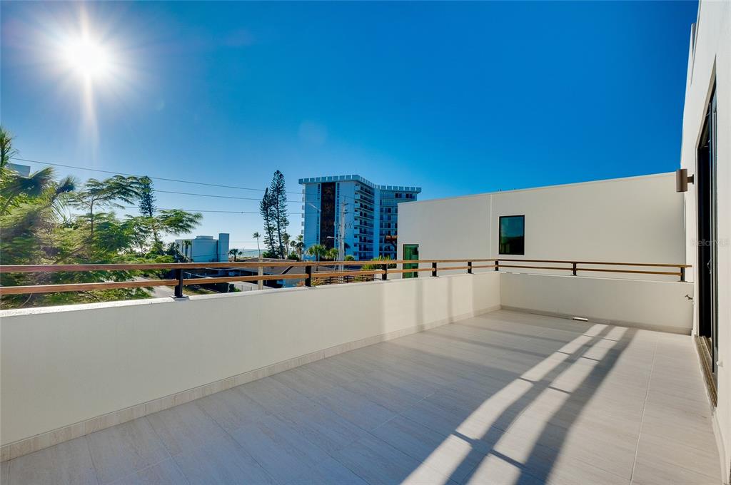 Sarasota, Florida, 34236, United States, 5 Bedrooms Bedrooms, ,6 BathroomsBathrooms,Residential,For Sale,1994803