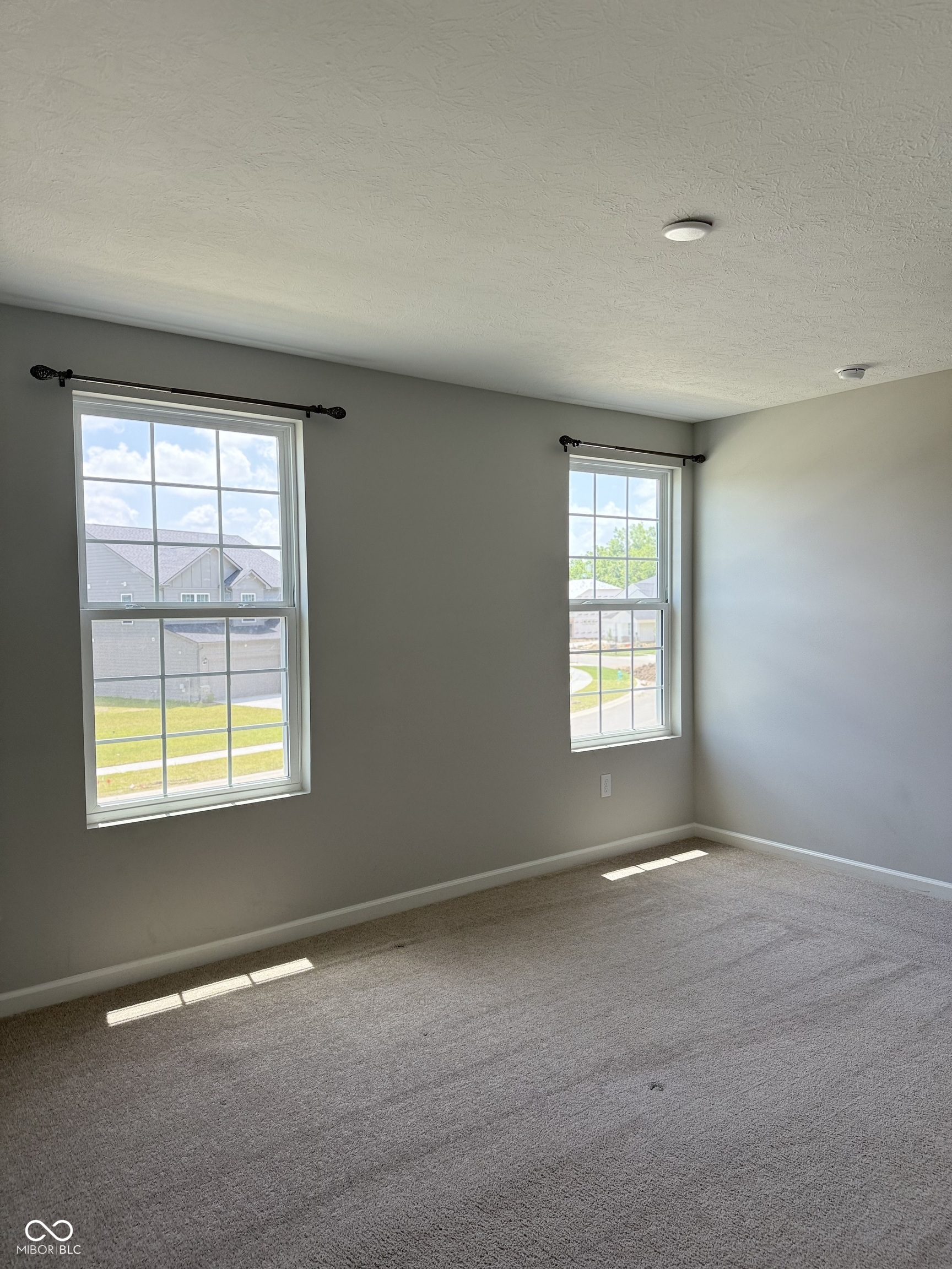 Avon, Indiana, 46123, United States, 5 Bedrooms Bedrooms, ,3 BathroomsBathrooms,Residential,For Sale,1920790
