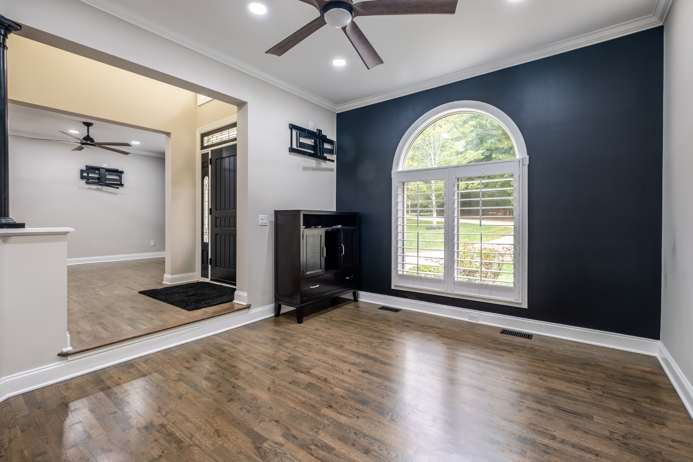 Stanley, North Carolina, 28164, United States, 6 Bedrooms Bedrooms, ,4 BathroomsBathrooms,Residential,For Sale,1976979