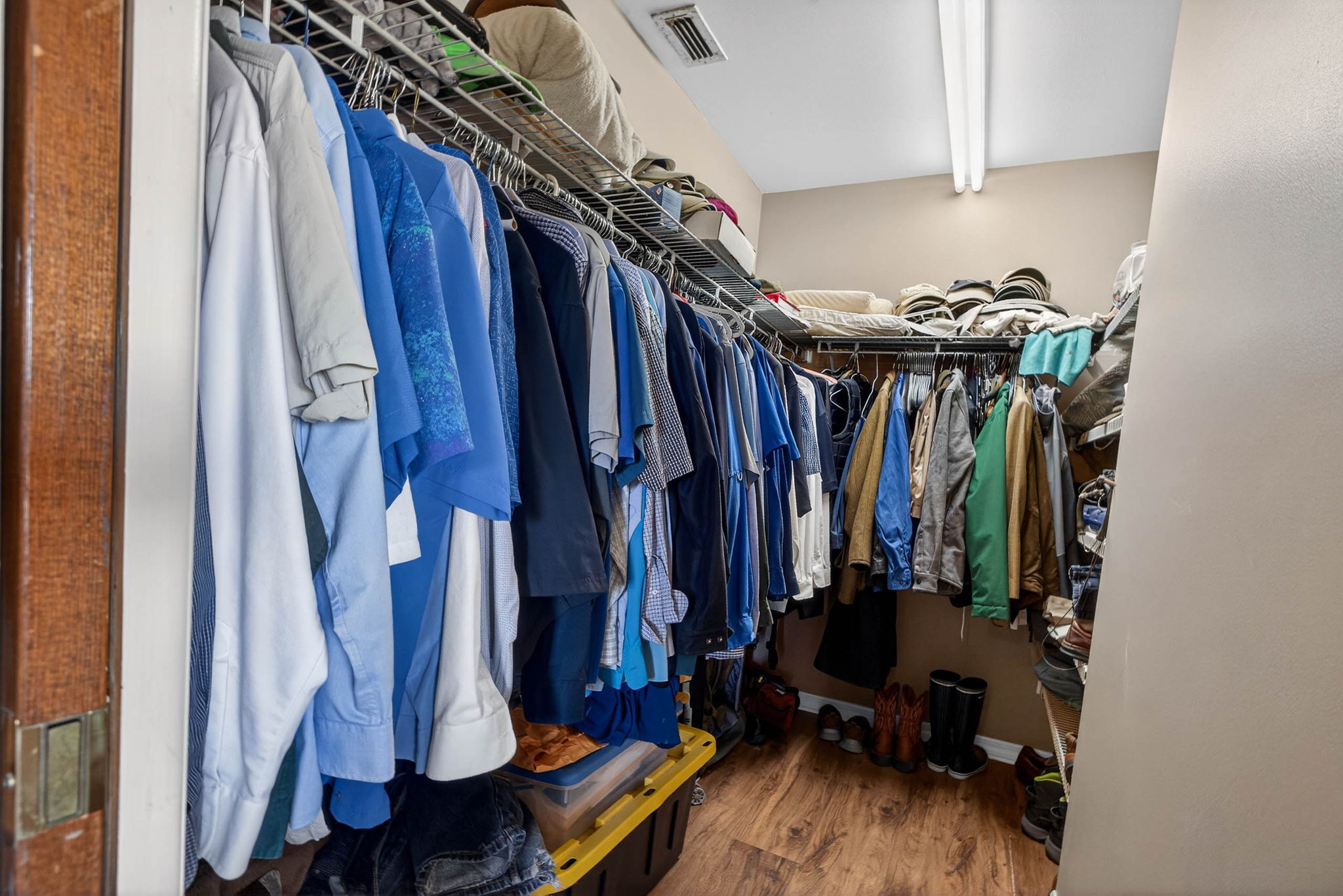 Dade City, Florida, 33525, United States, 4 Bedrooms Bedrooms, ,4 BathroomsBathrooms,Residential,For Sale,2012109