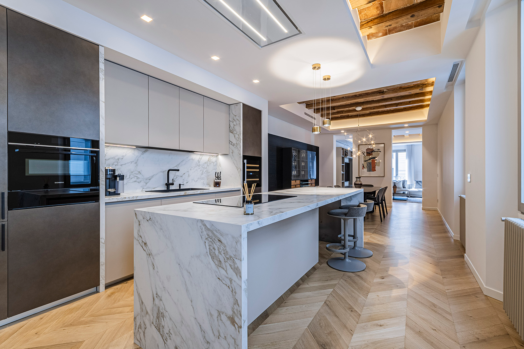  Extraordinary apartment in the heart of the Eixample district - 物件實景